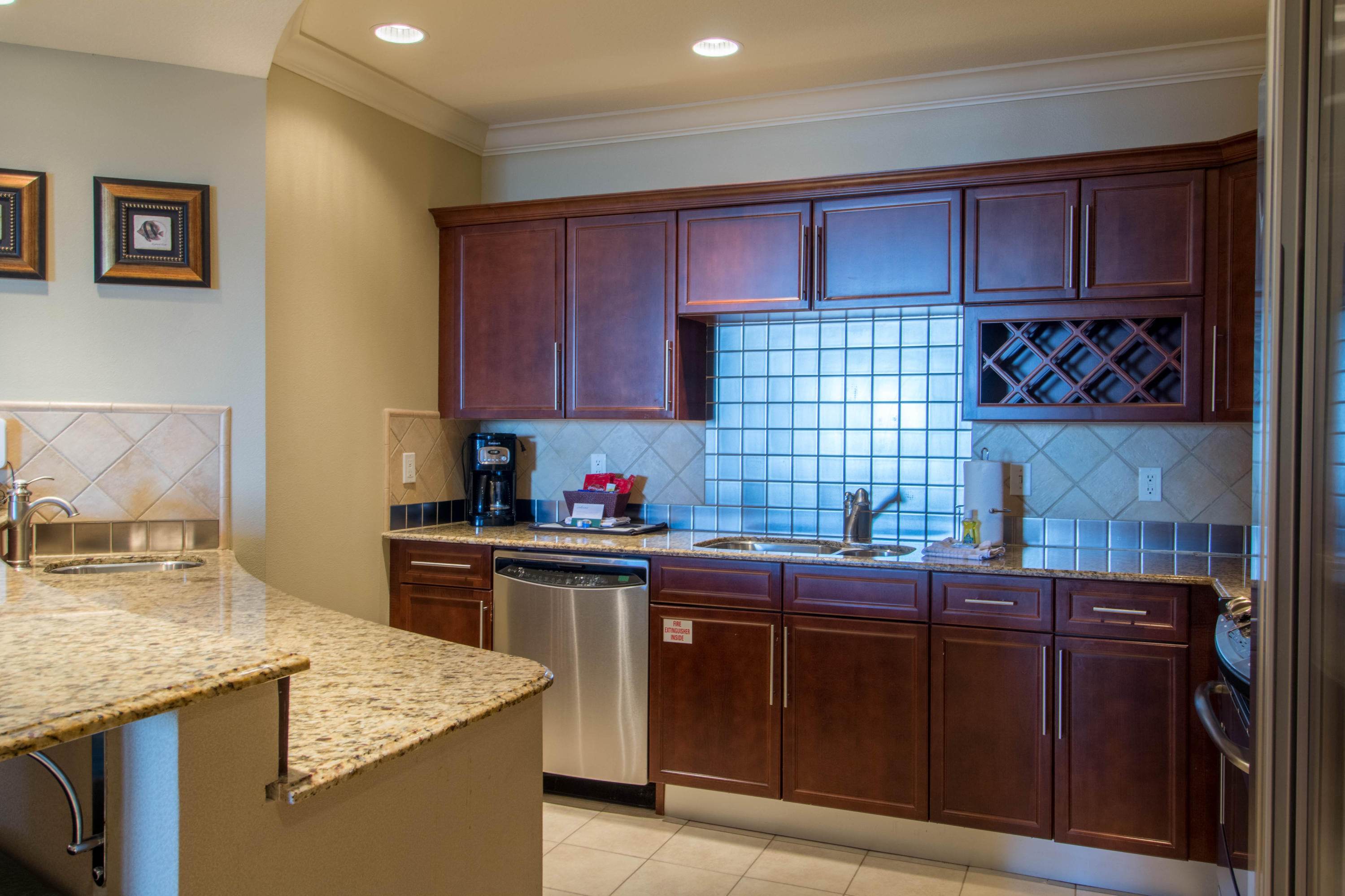 EMERALD GRANDE - Residential