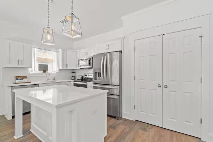 TOWN OF SANTA ROSA - Residential