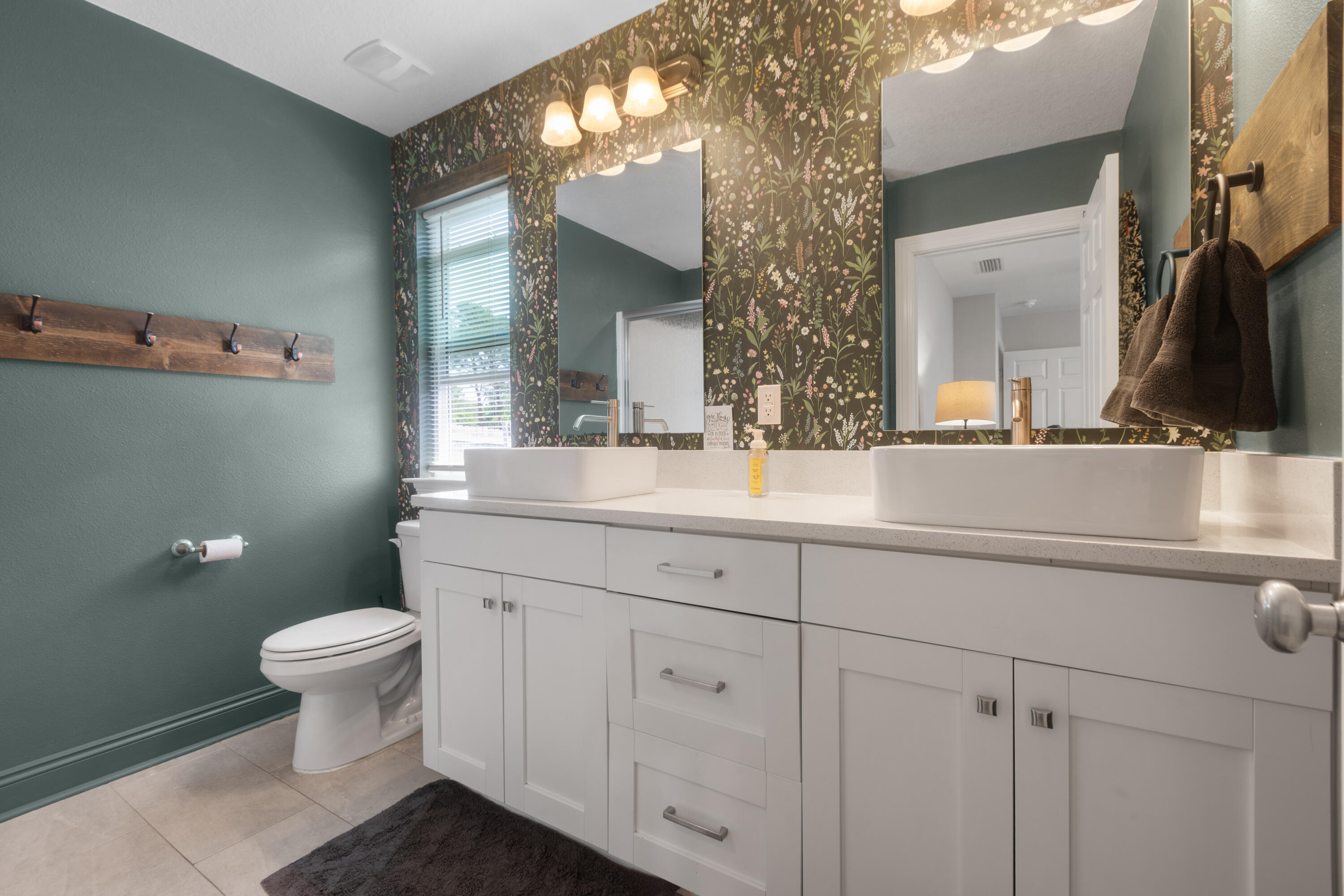 EAST BAY HEIGHTS - Residential Lease