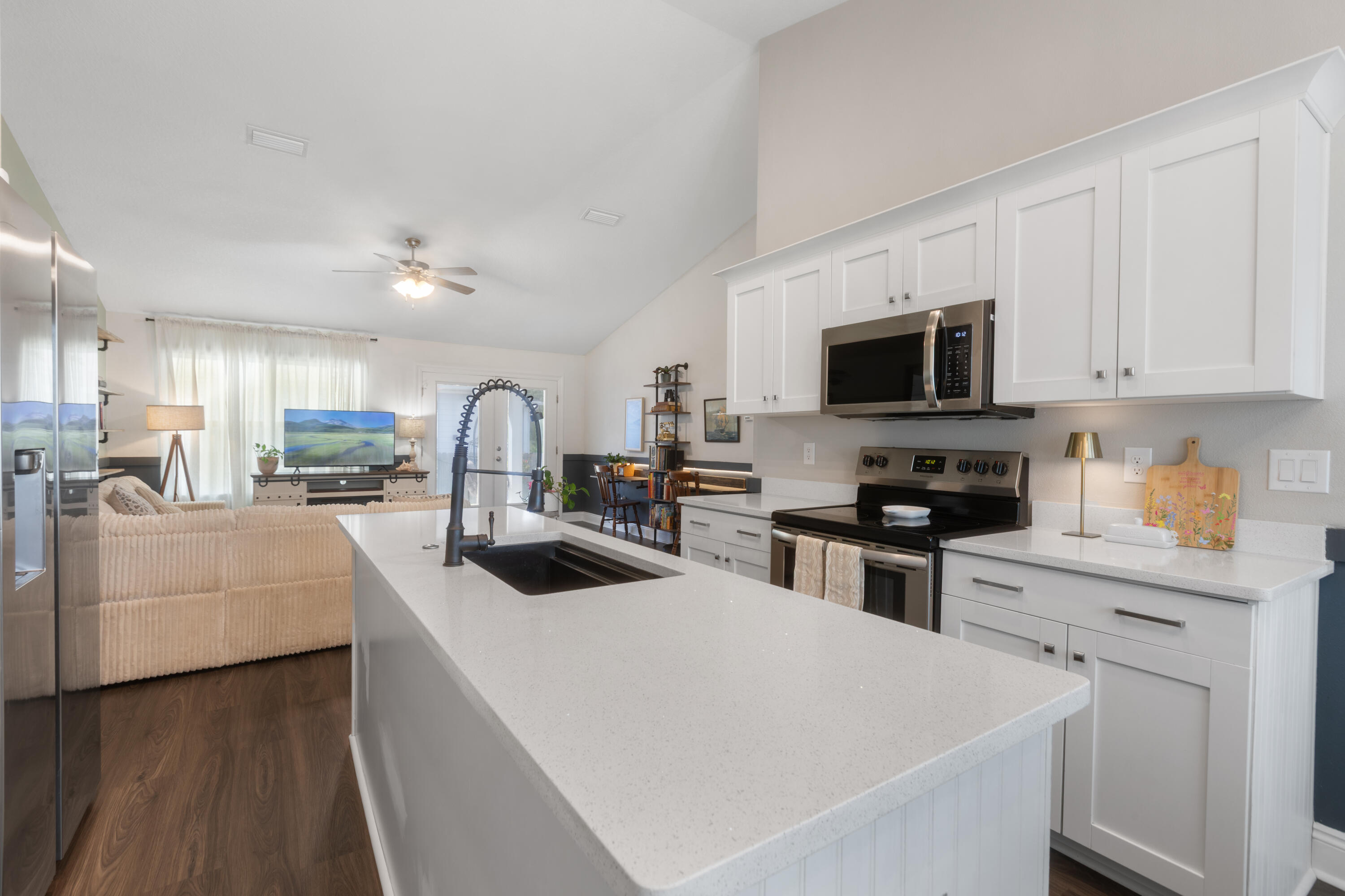 EAST BAY HEIGHTS - Residential Lease