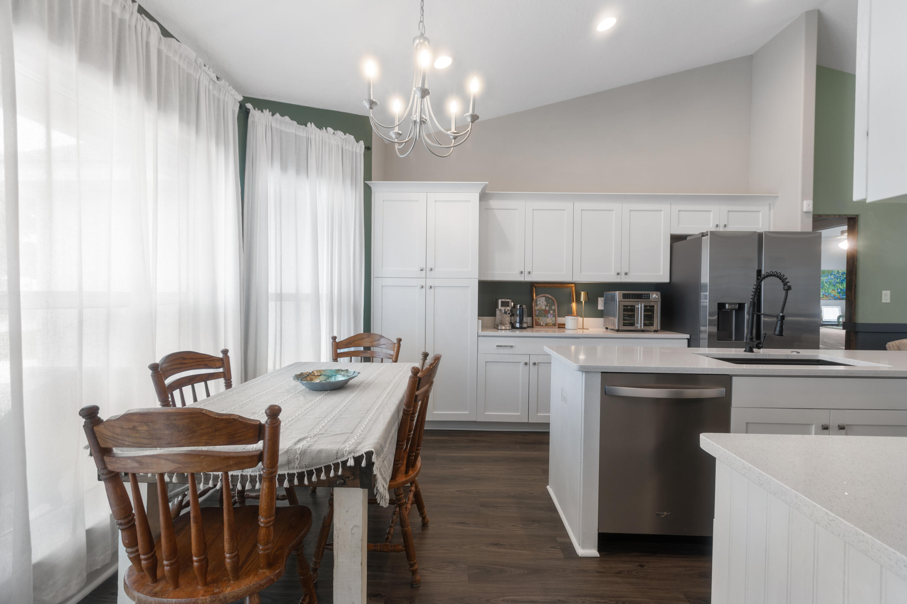 EAST BAY HEIGHTS - Residential Lease