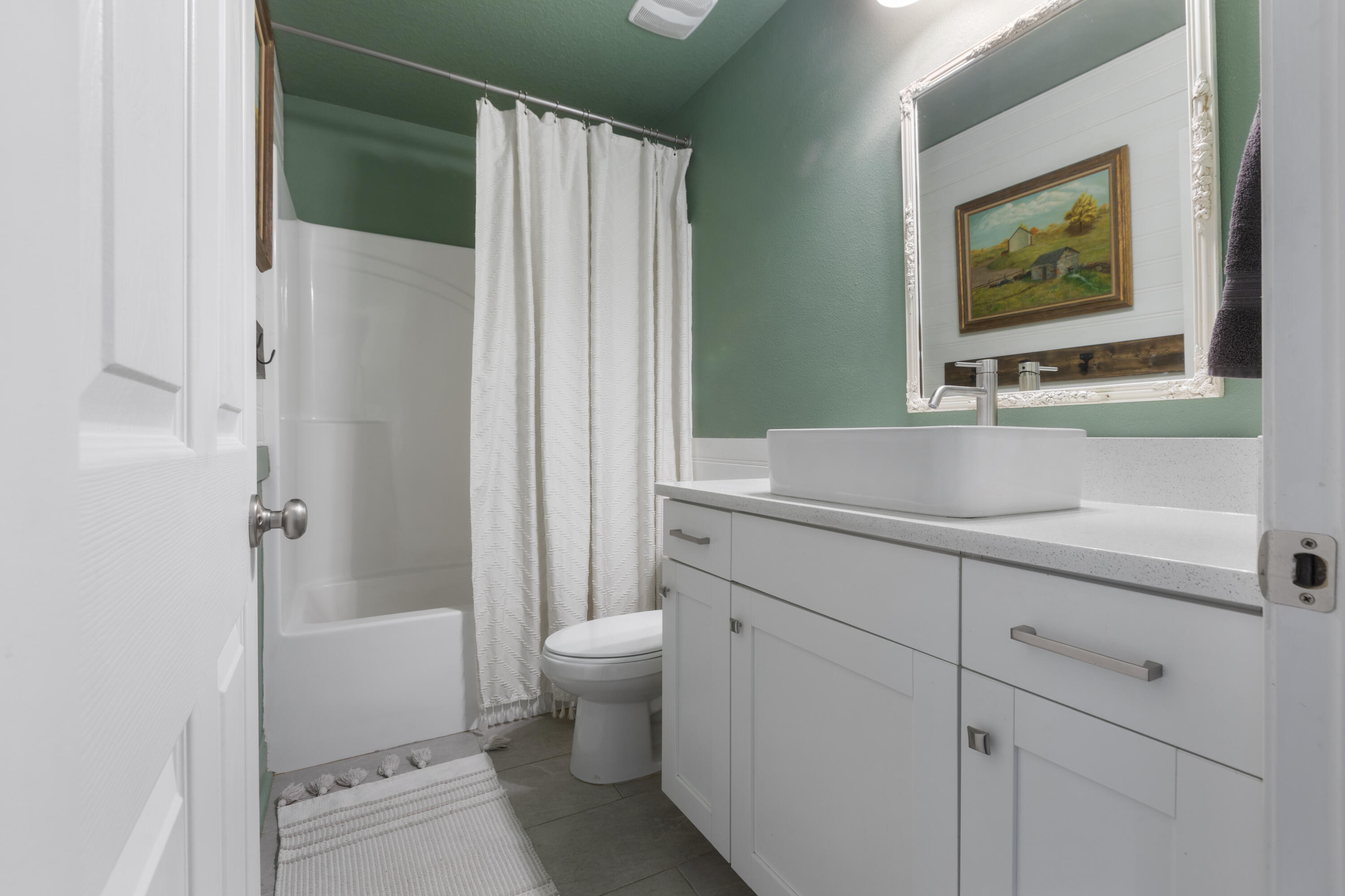 EAST BAY HEIGHTS - Residential Lease