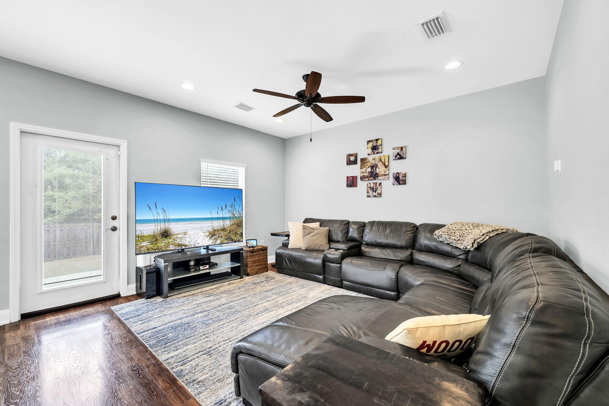 CARONDOLET T/H - Residential