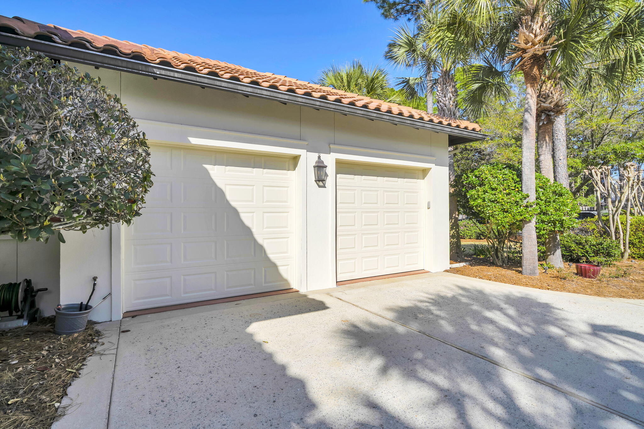 VINEYARD AT RAVEN OAKS - Residential