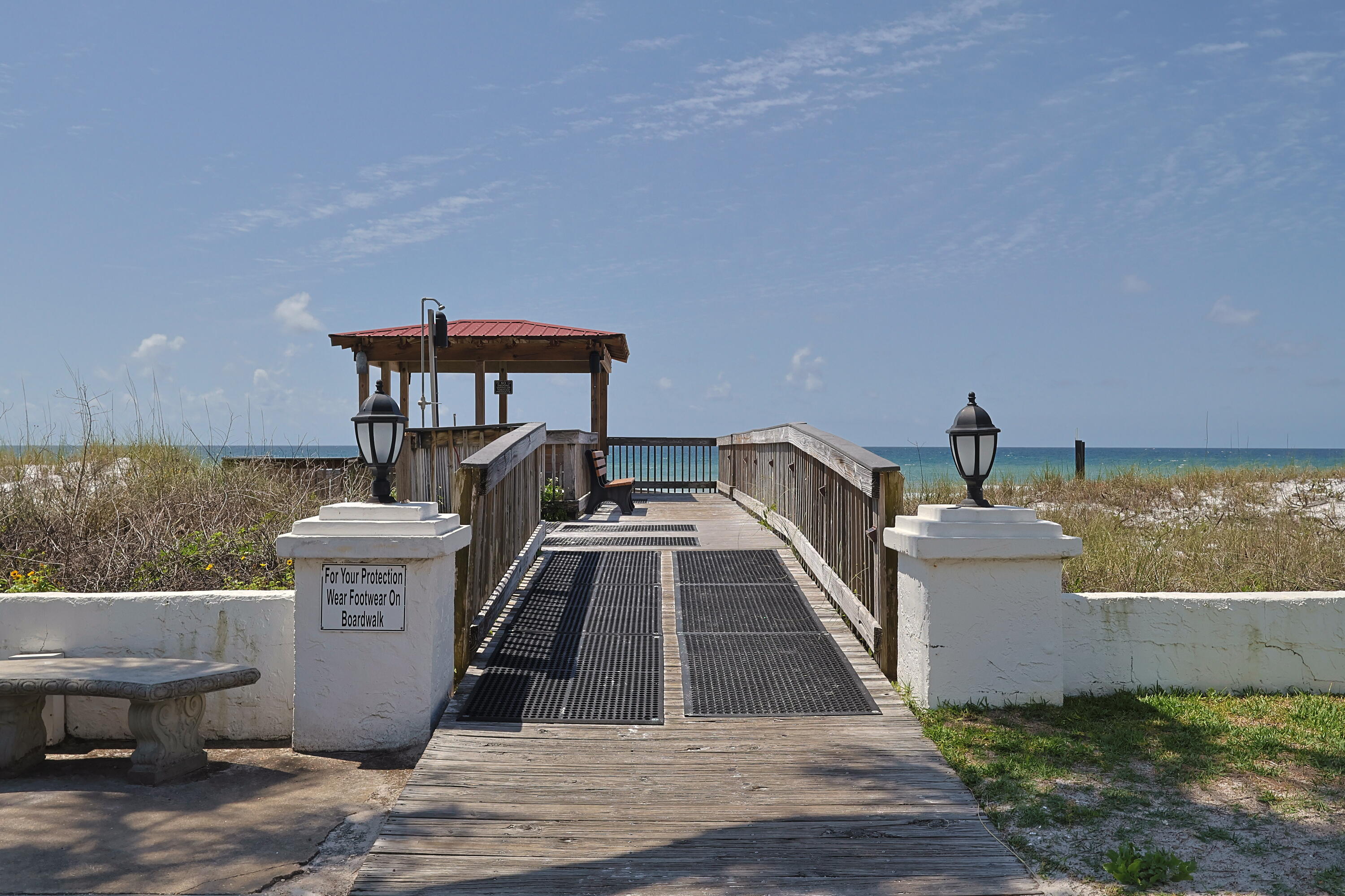 EL MATADOR CONDO - Residential