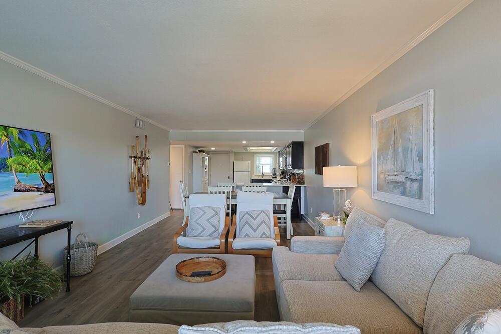 EL MATADOR CONDO - Residential