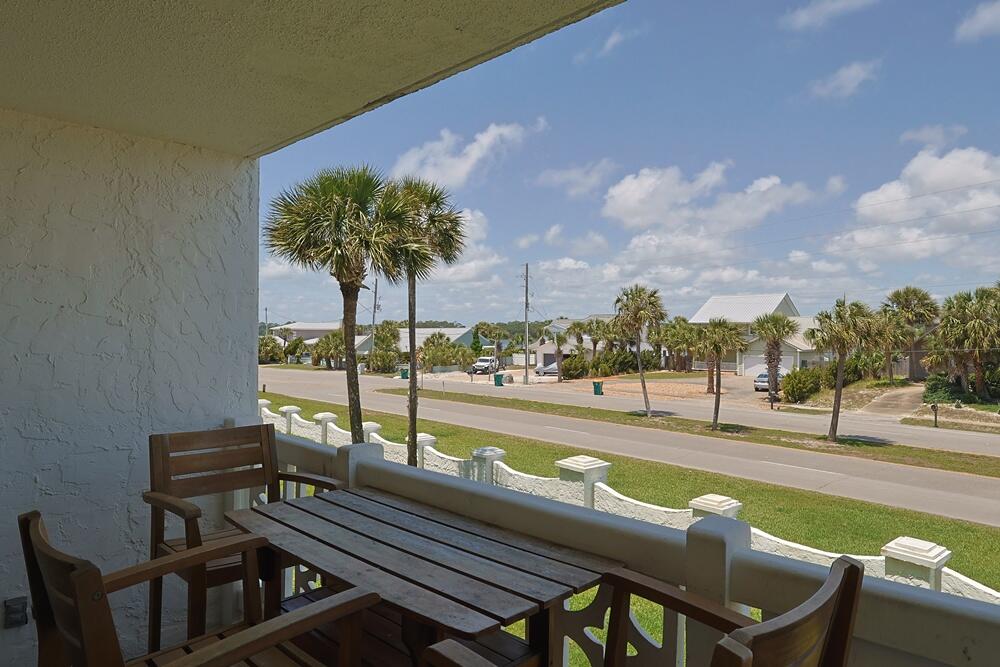 EL MATADOR CONDO - Residential