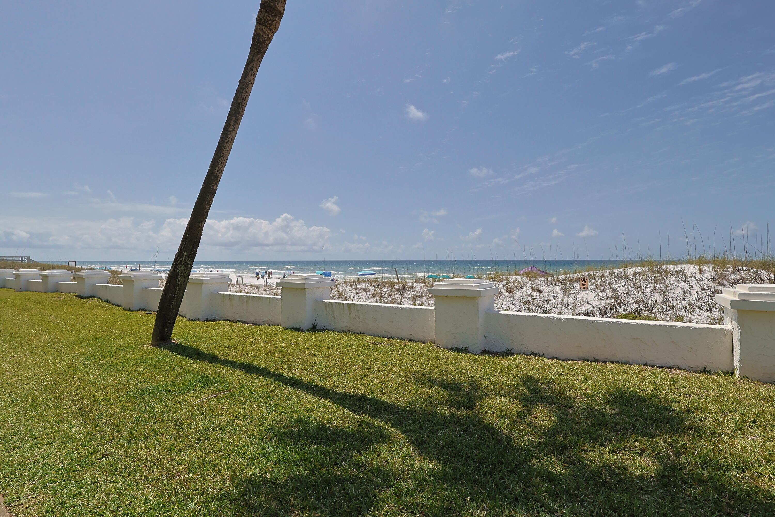 EL MATADOR CONDO - Residential