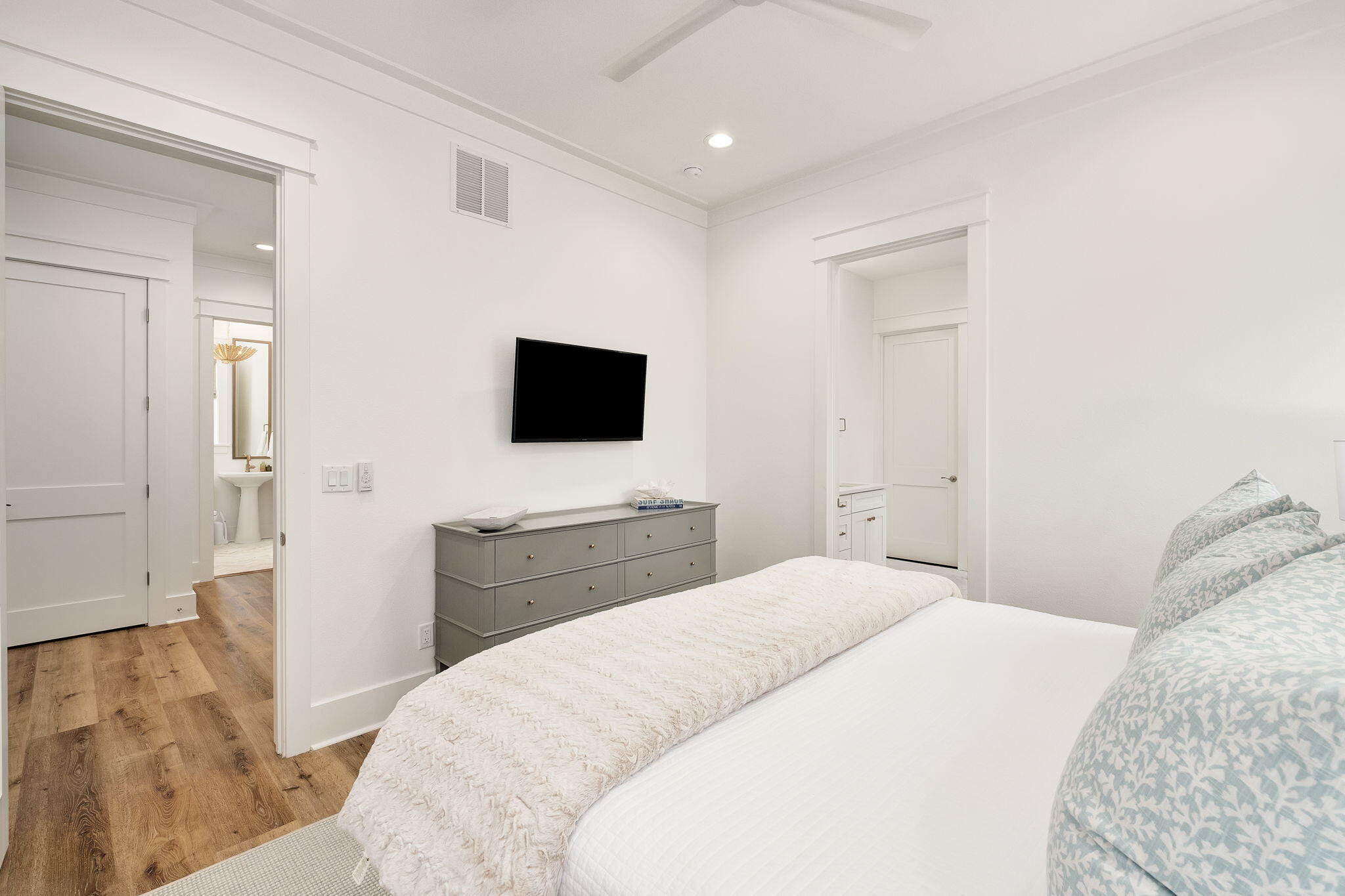 TREETOP S/D - Residential