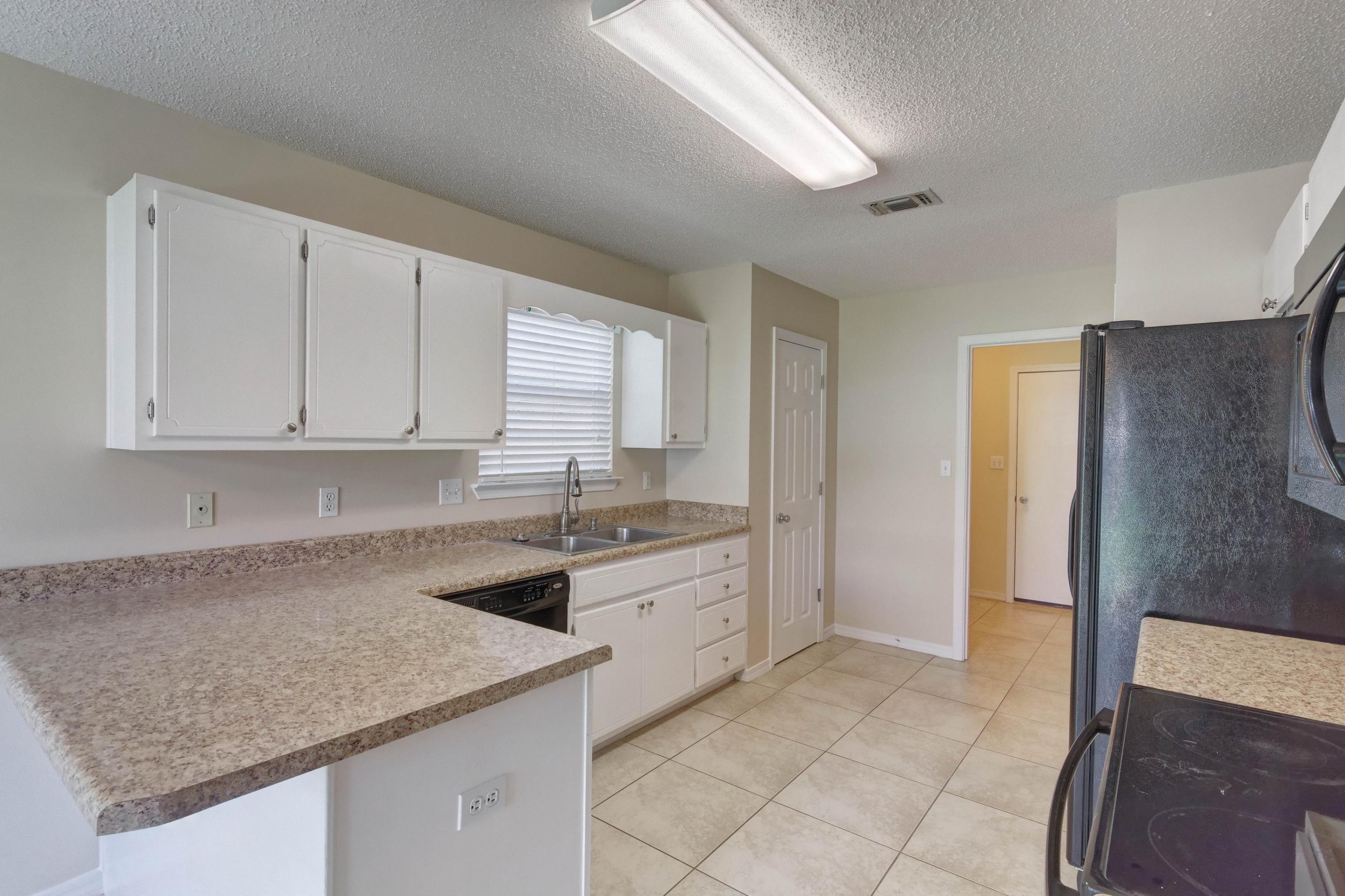 SANDY RIDGE ESTATES - Residential