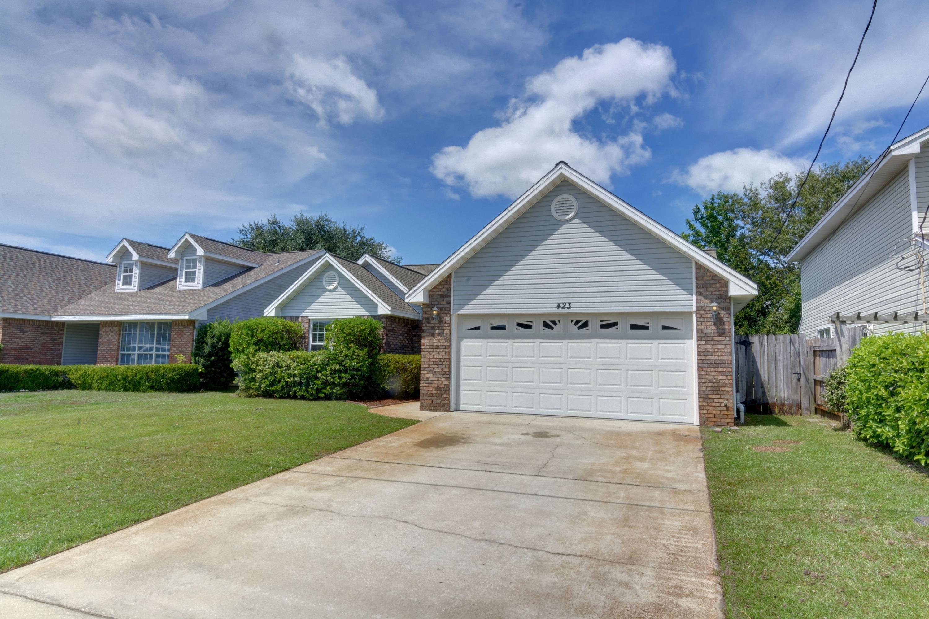 SANDY RIDGE ESTATES - Residential