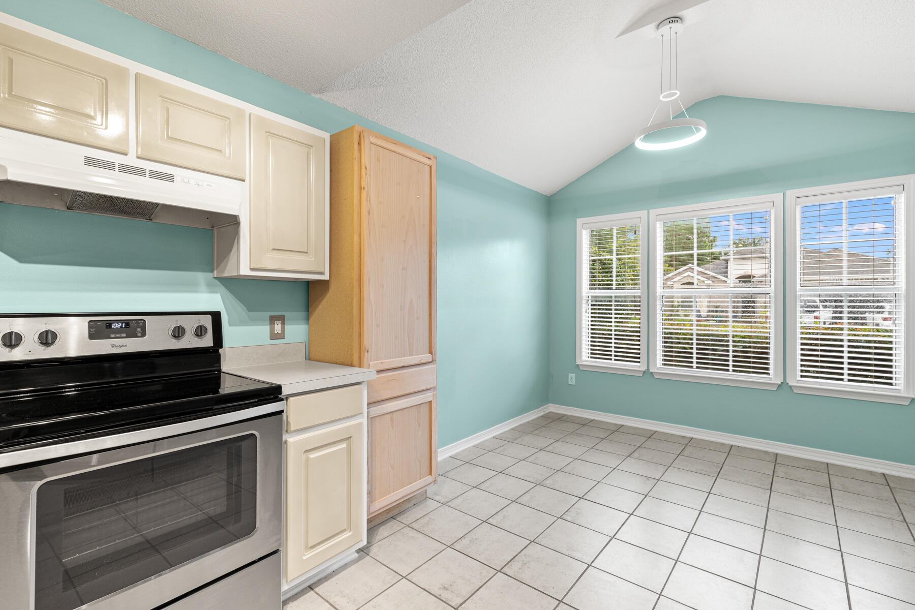 SHALIMAR OAKS - Residential