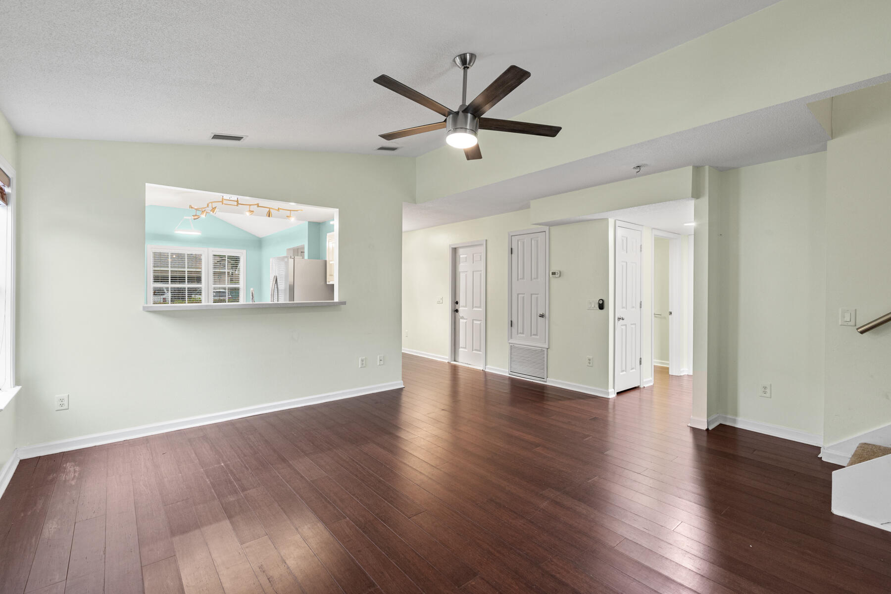 SHALIMAR OAKS - Residential