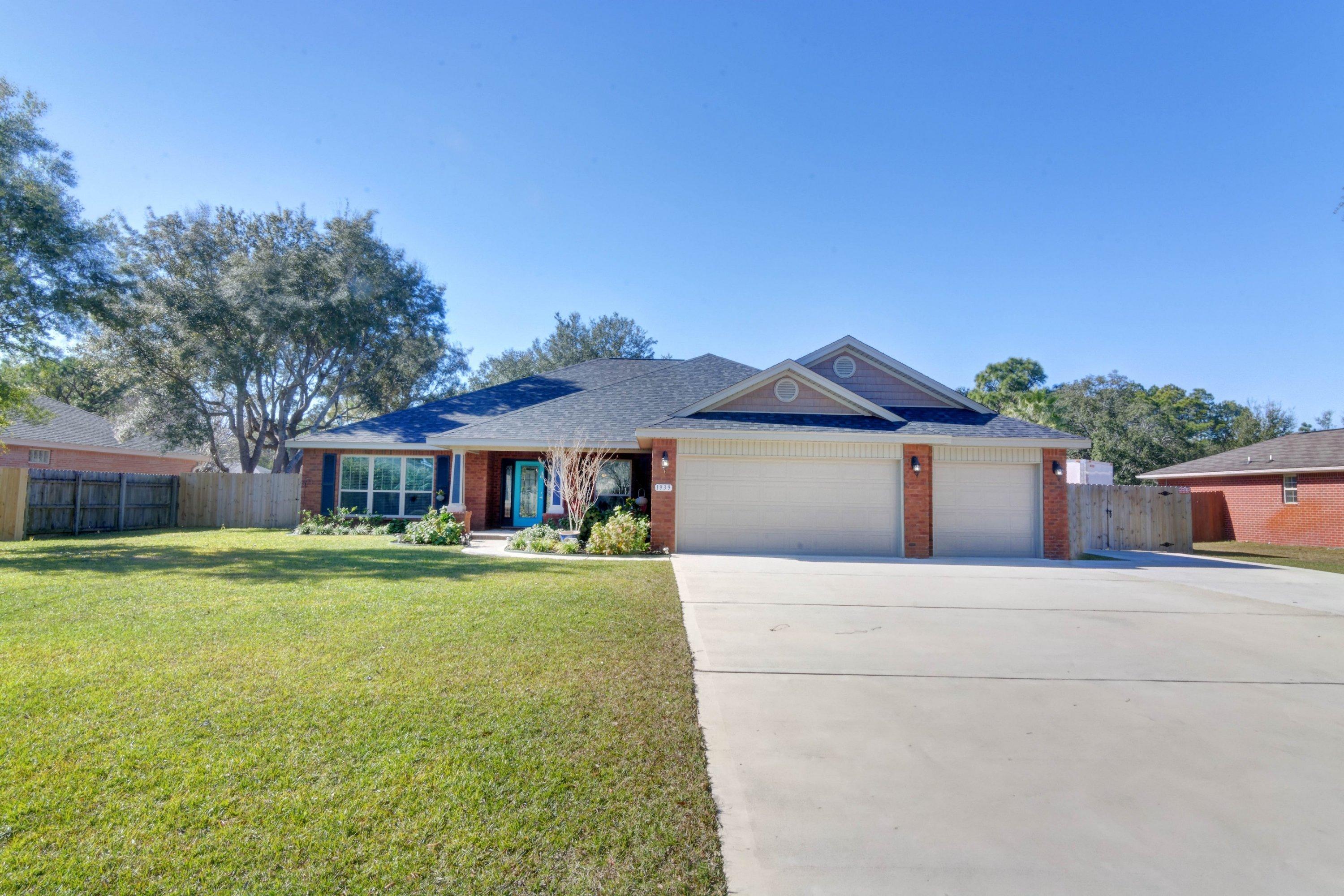 HOLLEY BY THE SEA - Residential