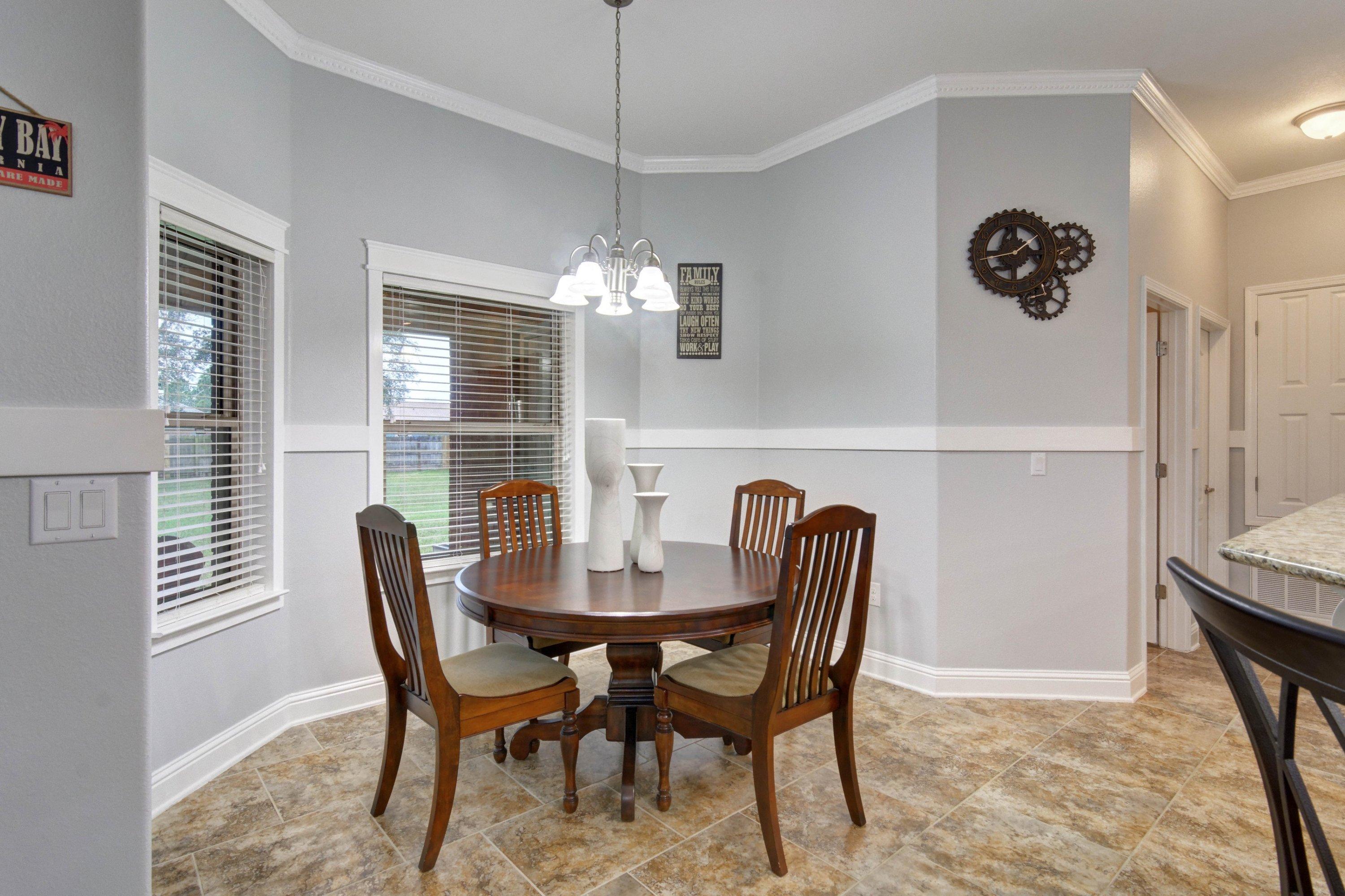 HOLLEY BY THE SEA - Residential