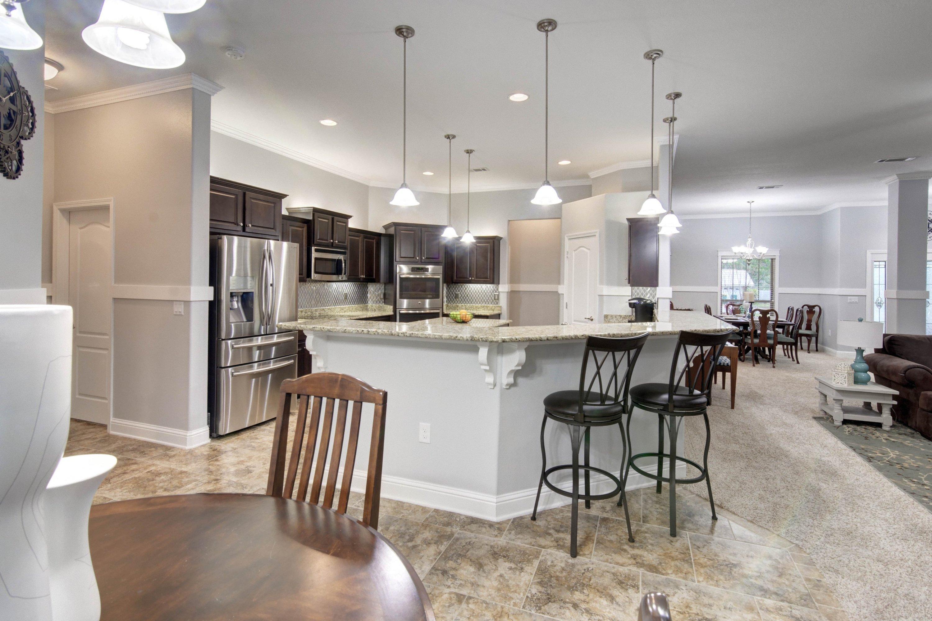 HOLLEY BY THE SEA - Residential