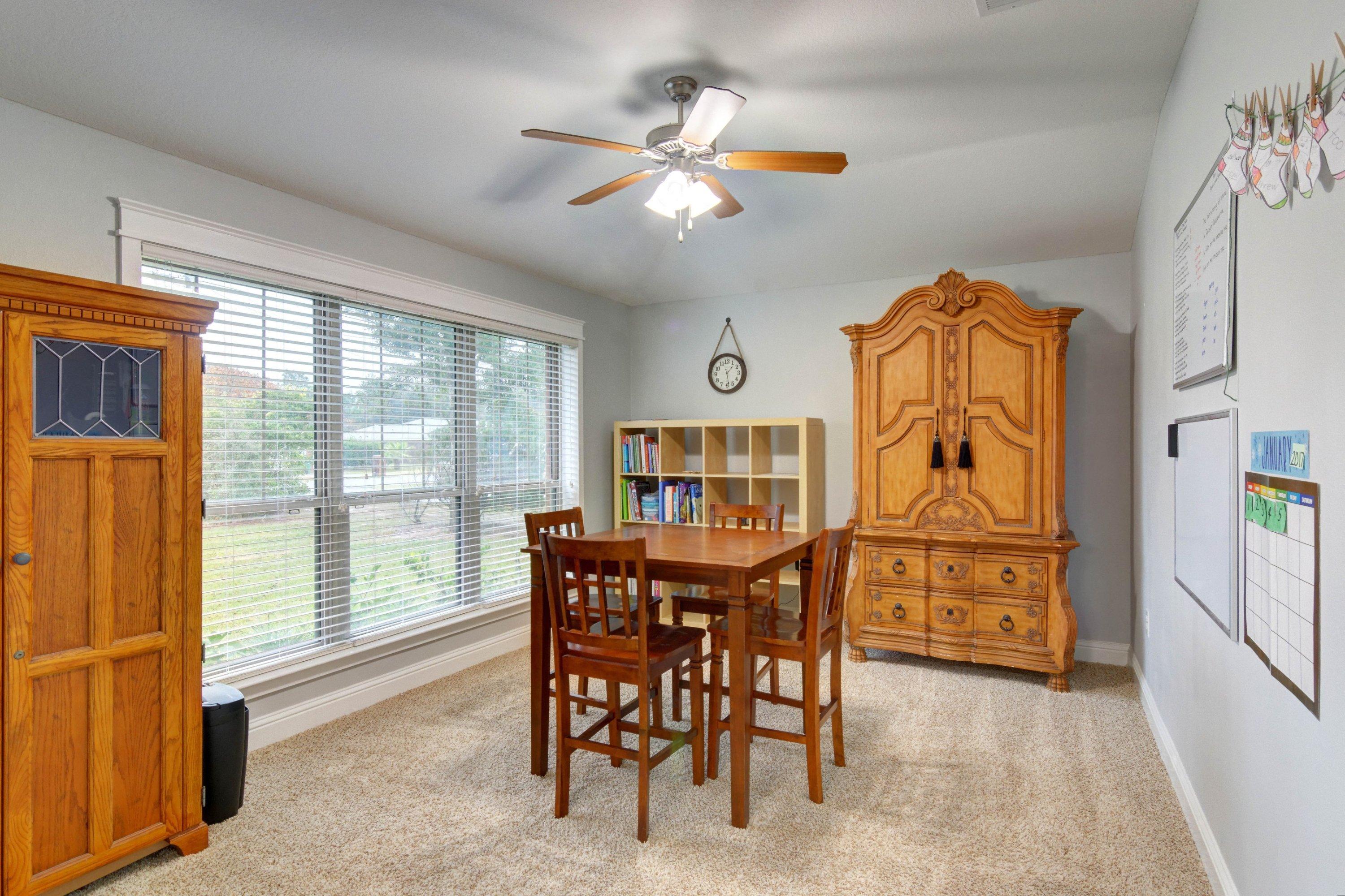 HOLLEY BY THE SEA - Residential