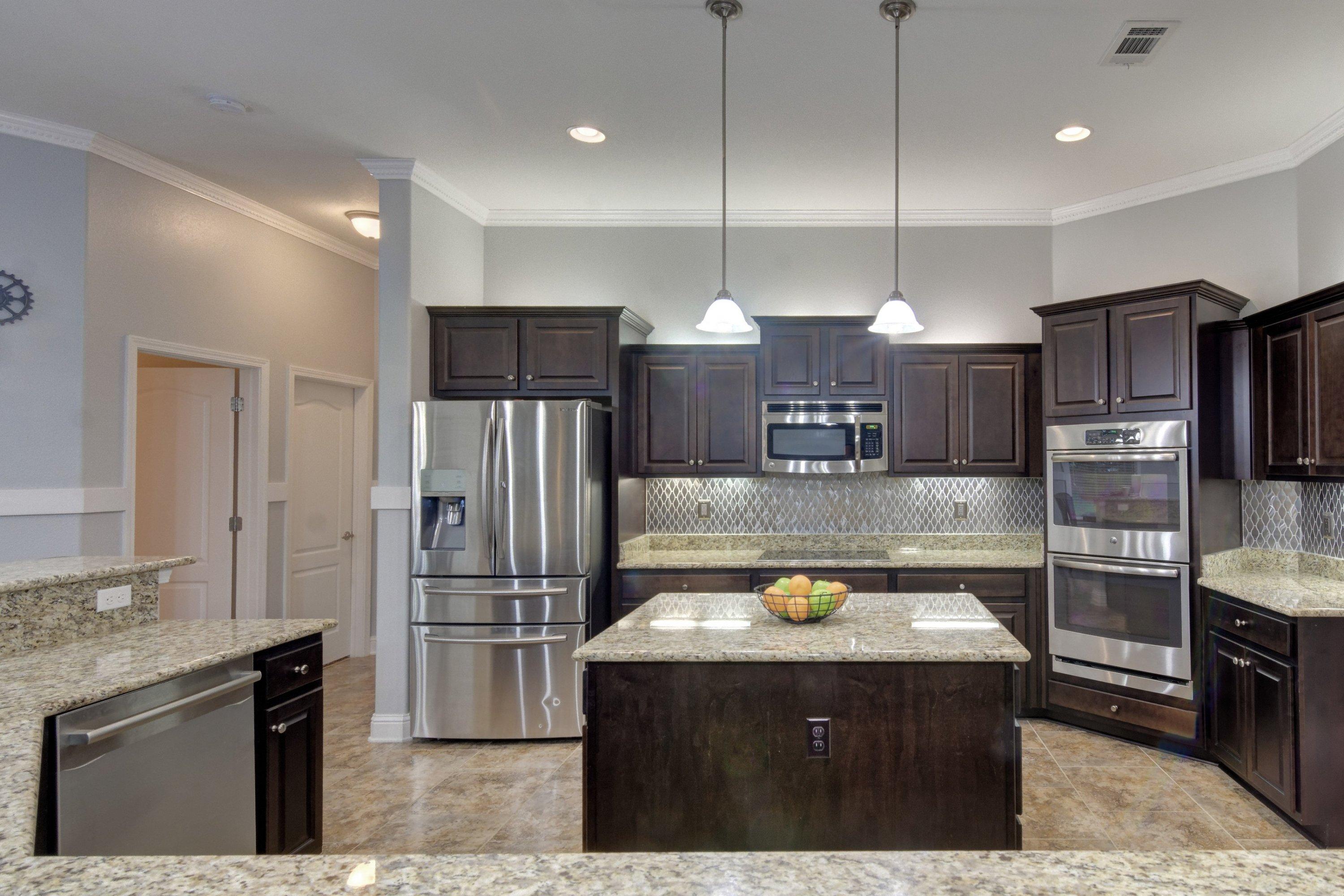 HOLLEY BY THE SEA - Residential