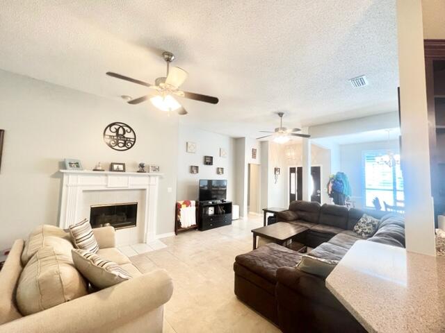 PARKWOOD ESTATES PH 5 - Residential Lease