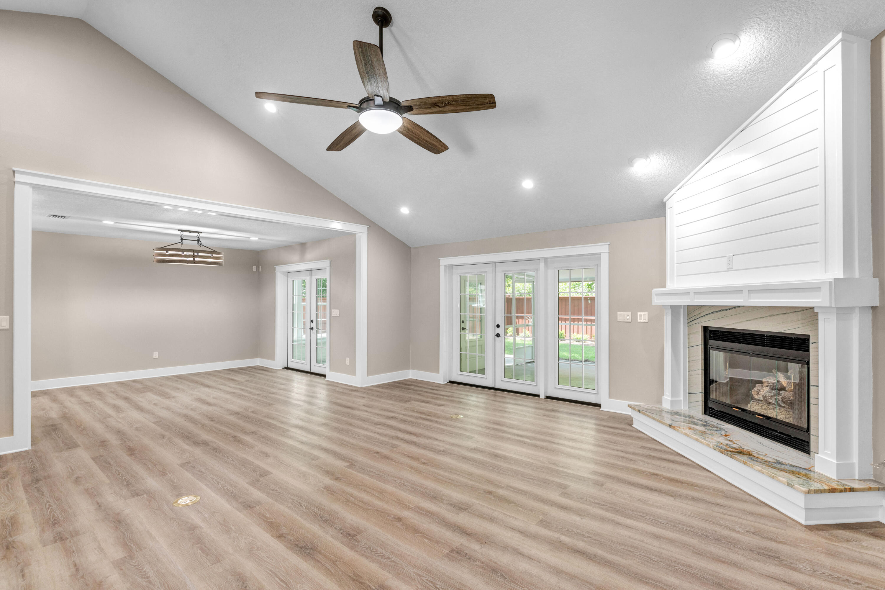 OAKLAKE - Residential