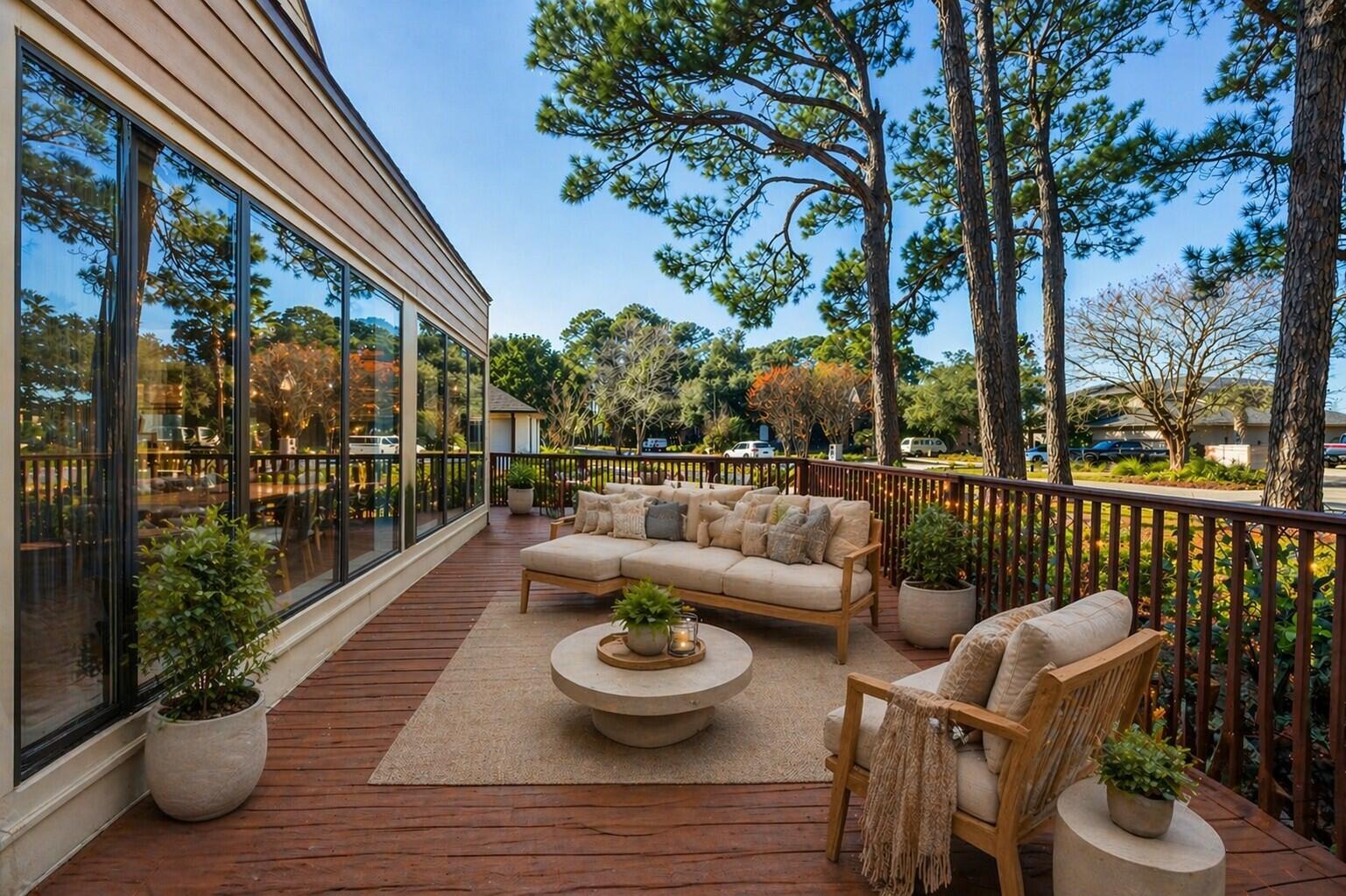 WHISPER BAY - Residential