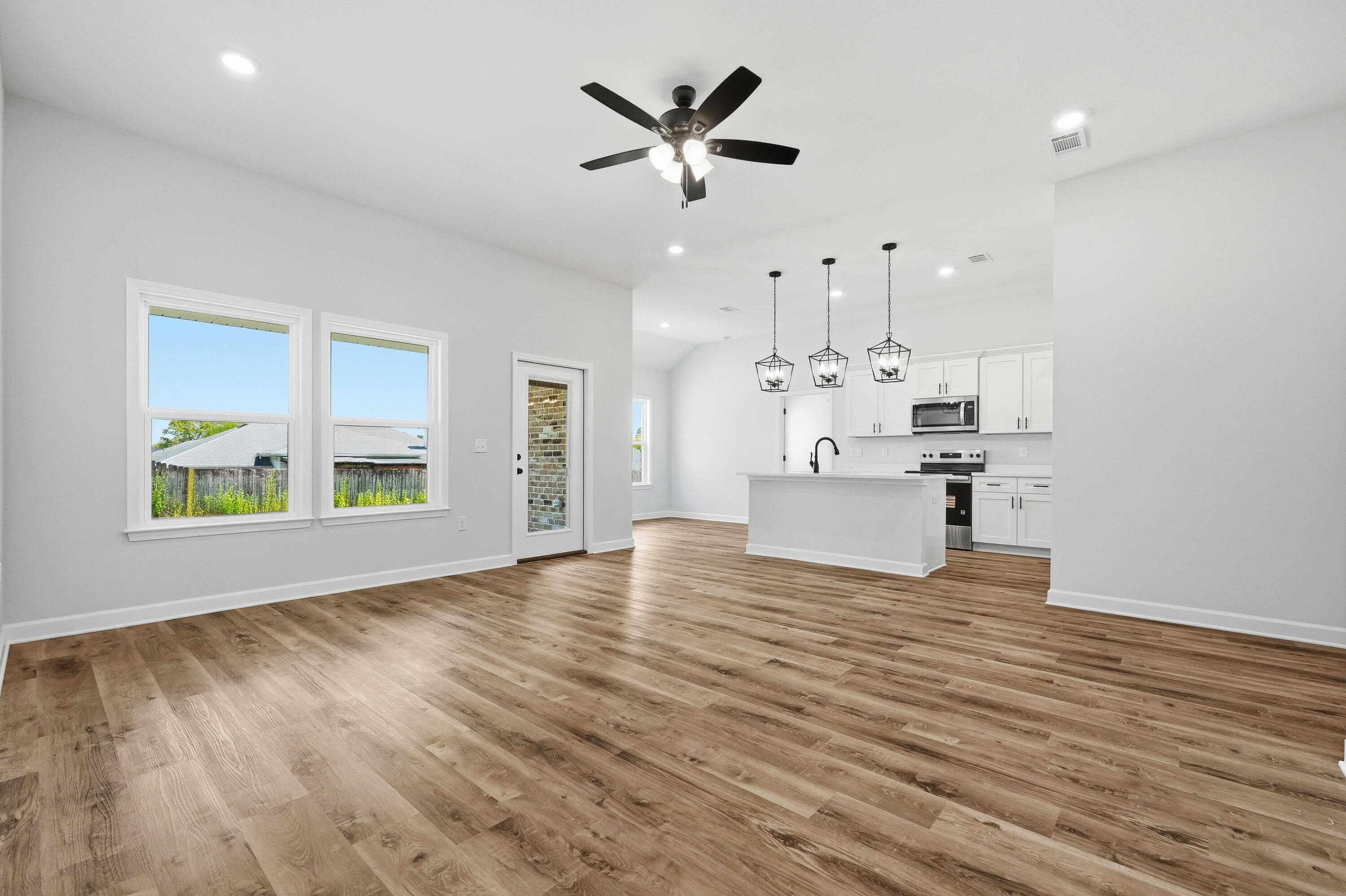 BARTON'S BEND - Residential