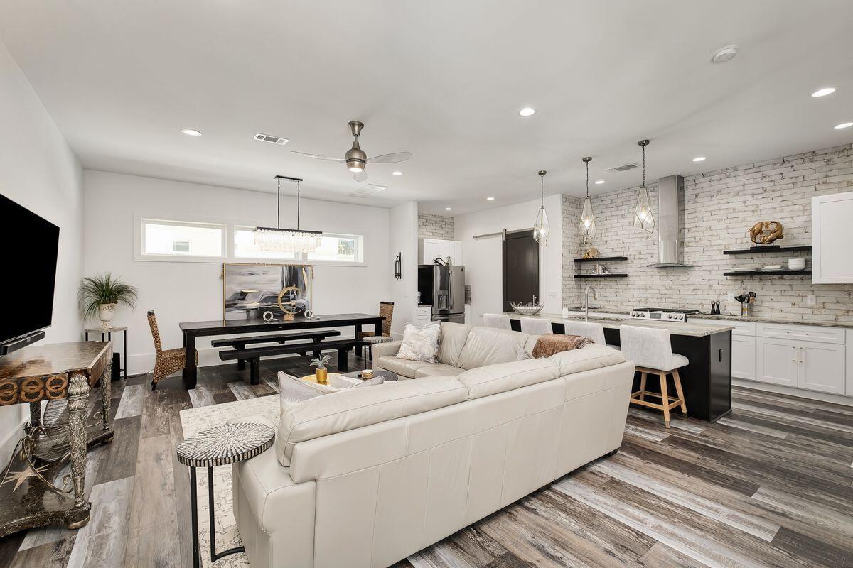 FRANGISTA BEACH 2ND ADDN - Residential