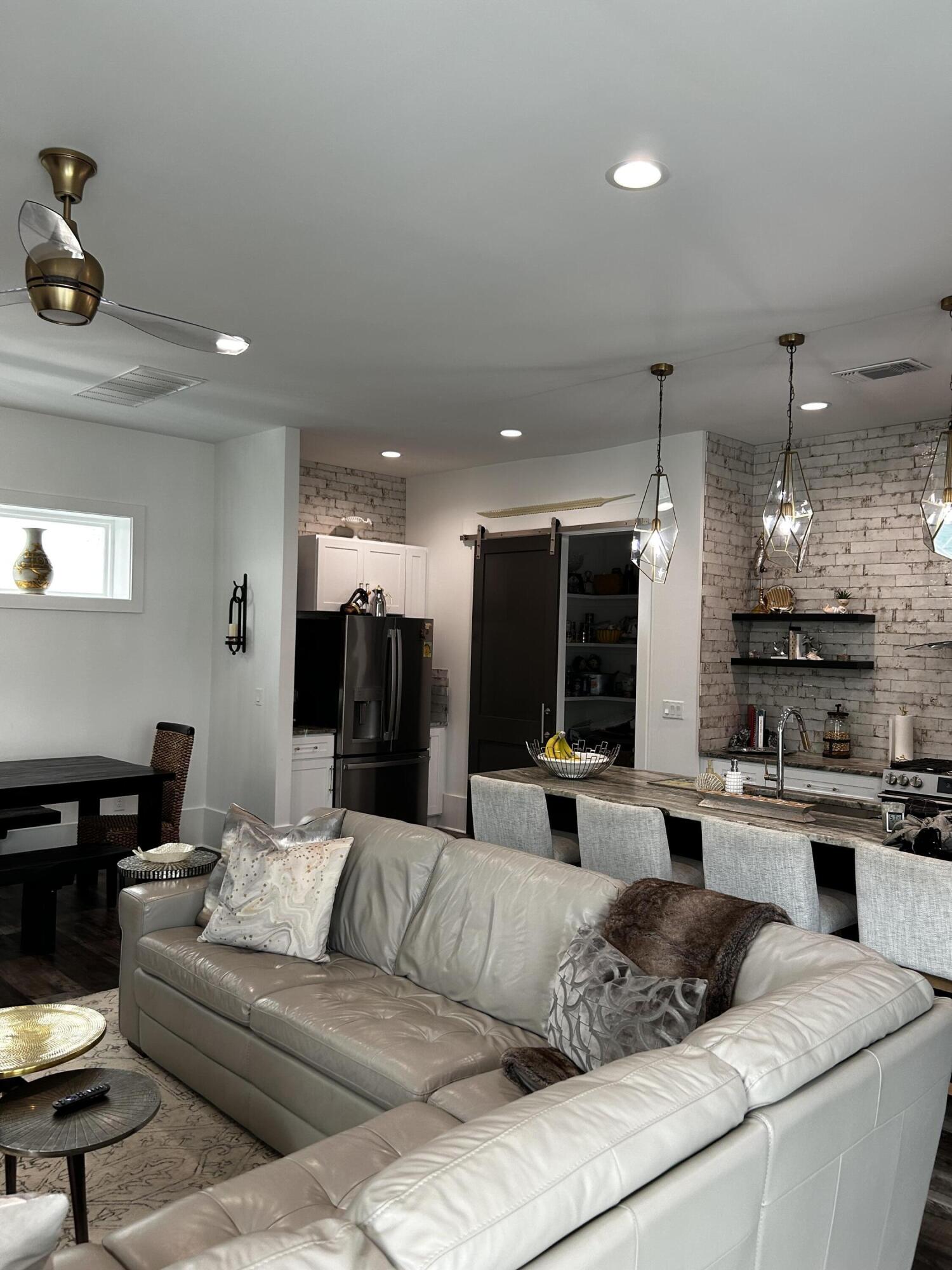 FRANGISTA BEACH 2ND ADDN - Residential