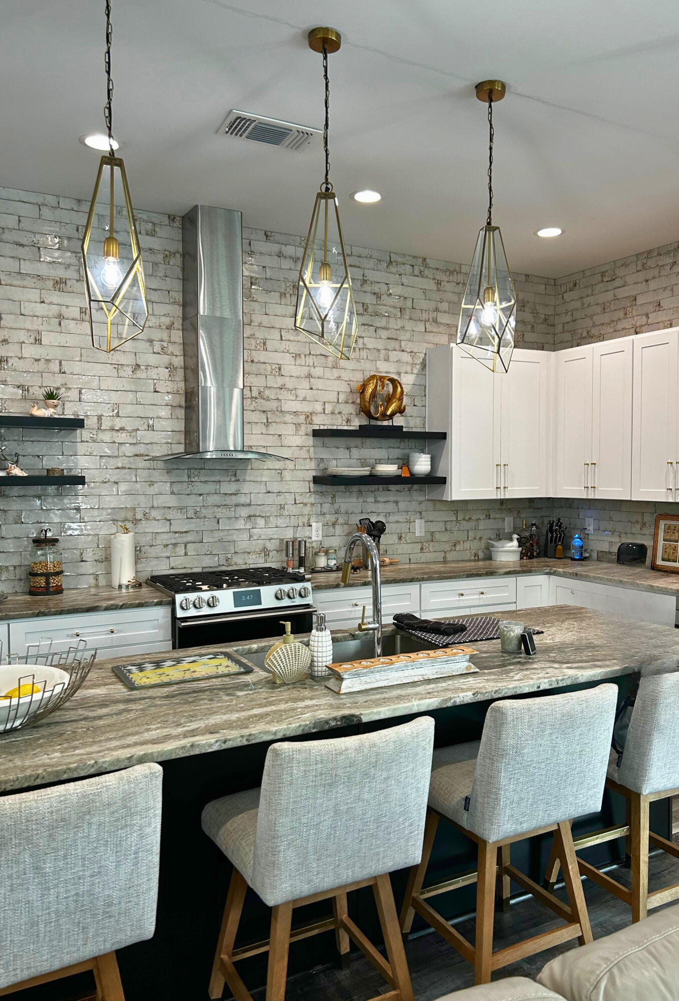 FRANGISTA BEACH 2ND ADDN - Residential