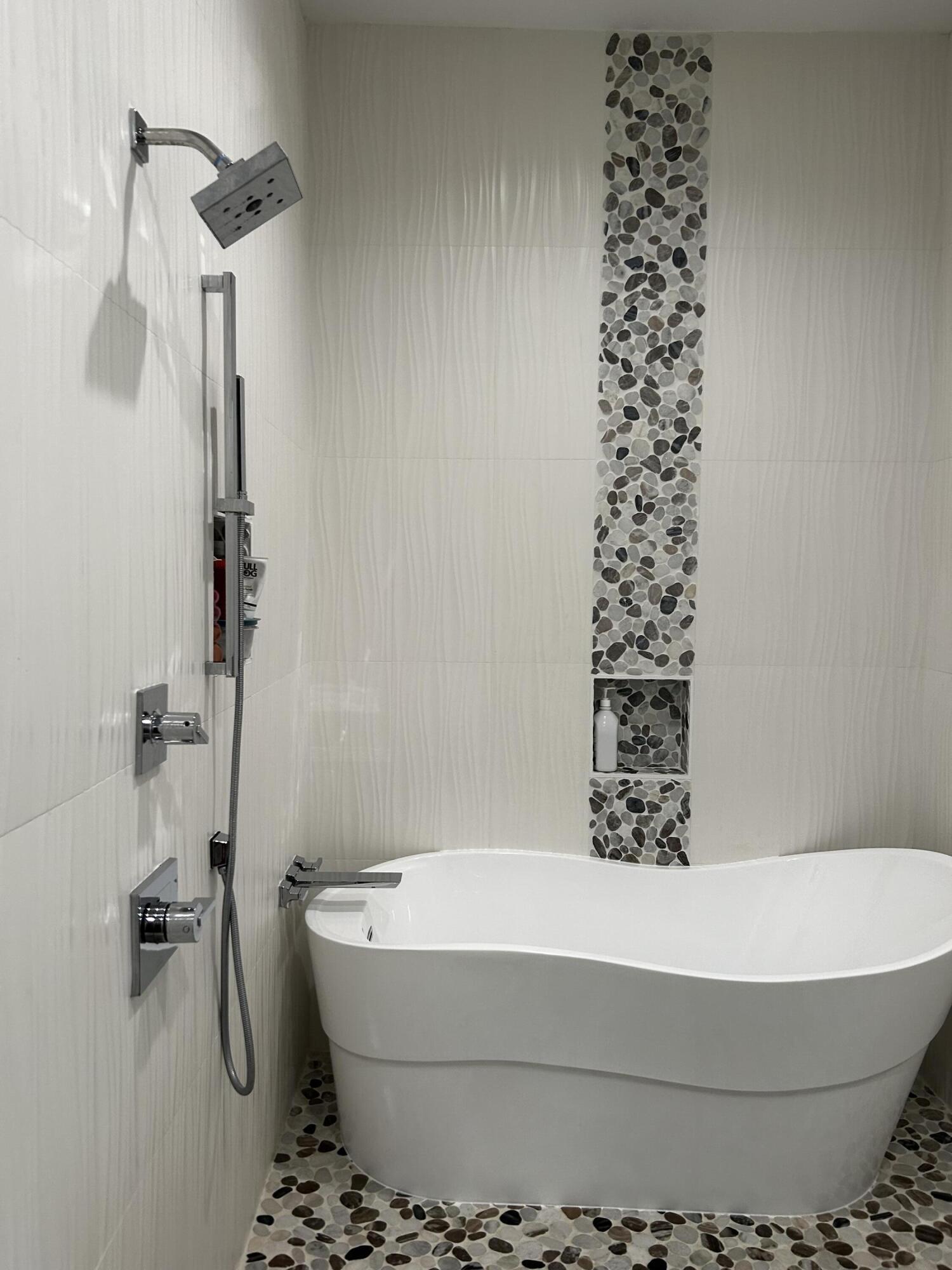 FRANGISTA BEACH 2ND ADDN - Residential