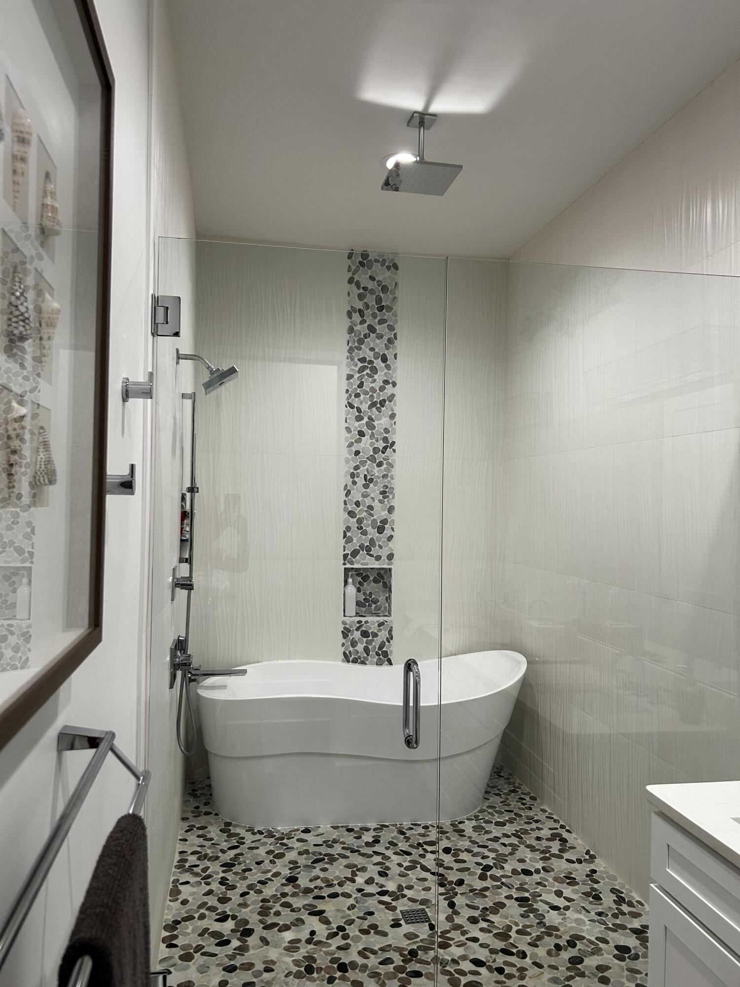 FRANGISTA BEACH 2ND ADDN - Residential