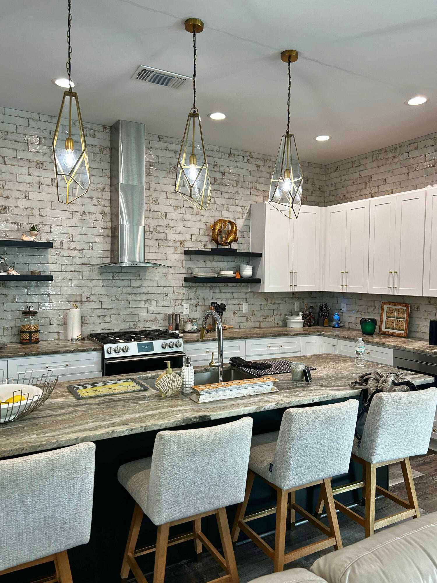 FRANGISTA BEACH 2ND ADDN - Residential