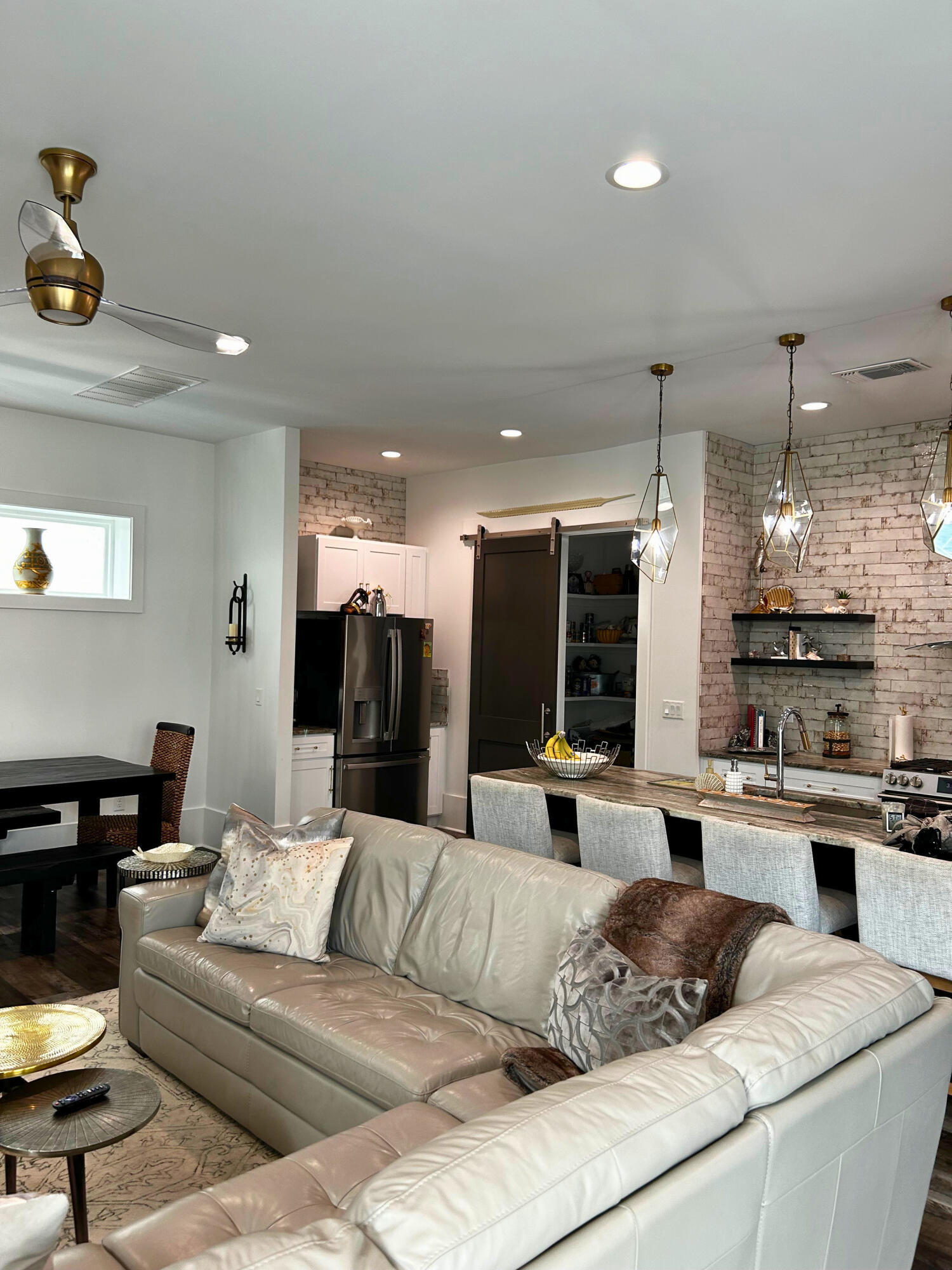 FRANGISTA BEACH 2ND ADDN - Residential