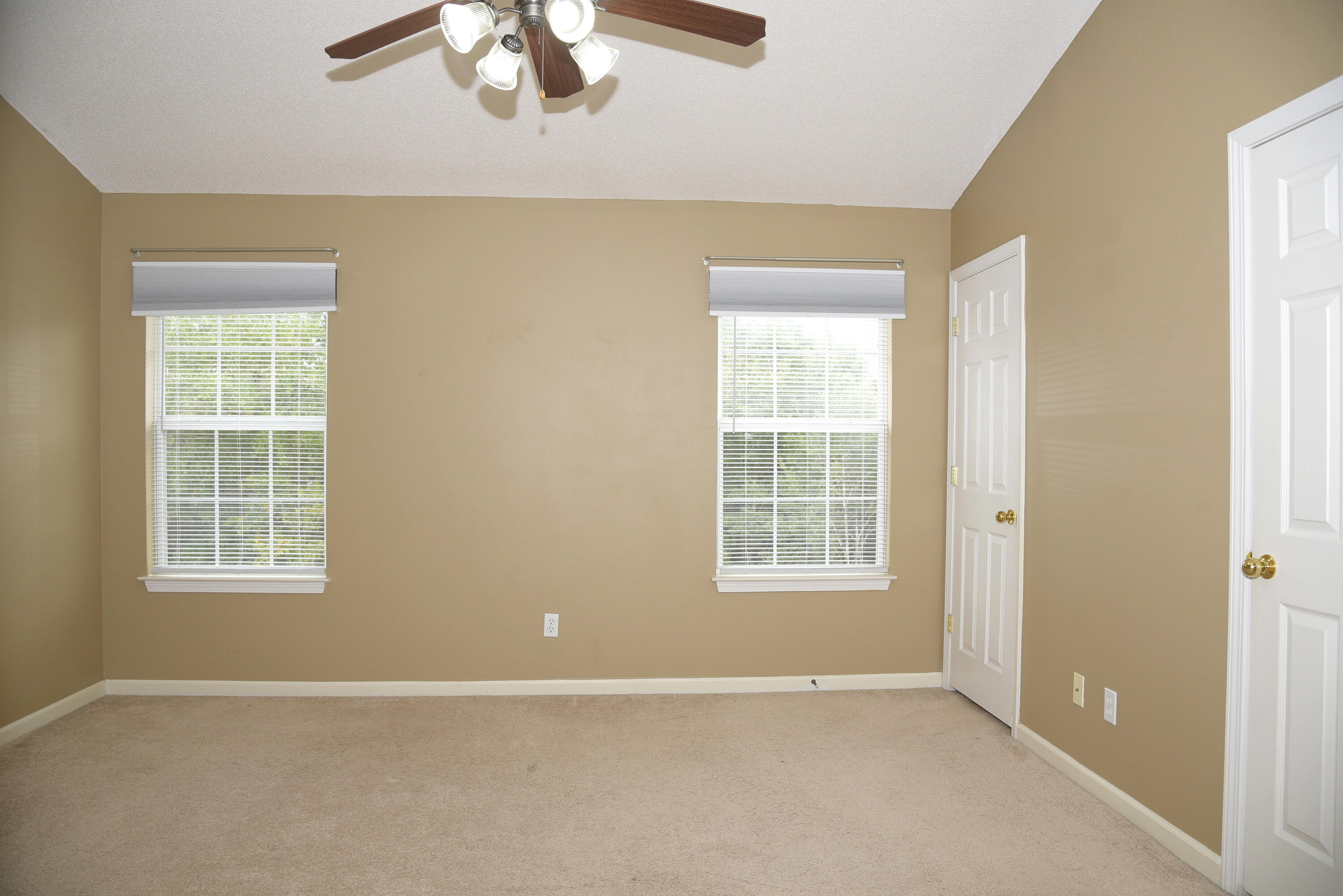 ROLLING PINES - Residential Lease