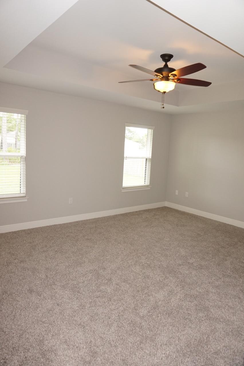 ROBLEDAL ESTATES UNIT 5 - Residential