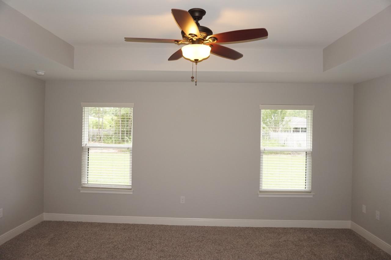 ROBLEDAL ESTATES UNIT 5 - Residential