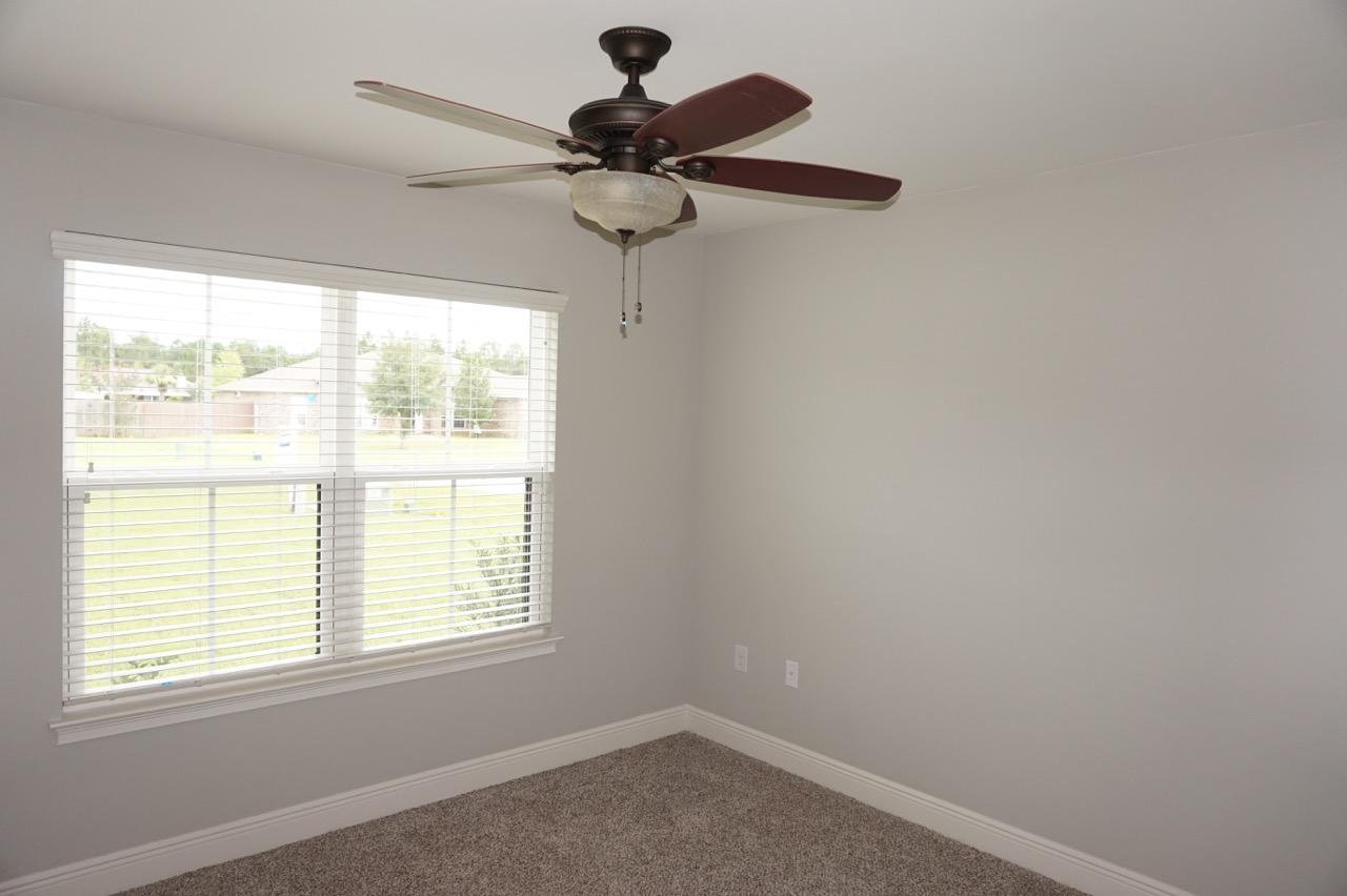 ROBLEDAL ESTATES UNIT 5 - Residential