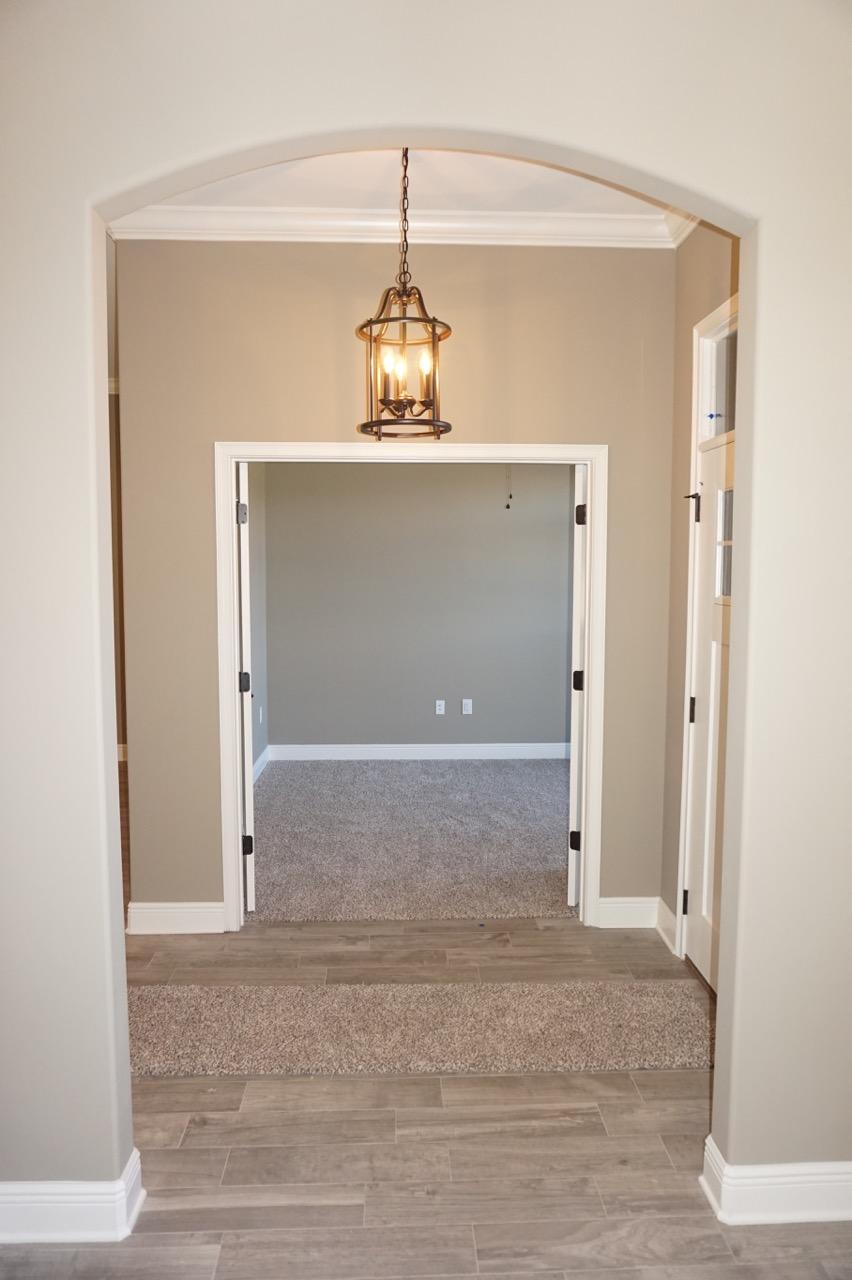 ROBLEDAL ESTATES UNIT 5 - Residential