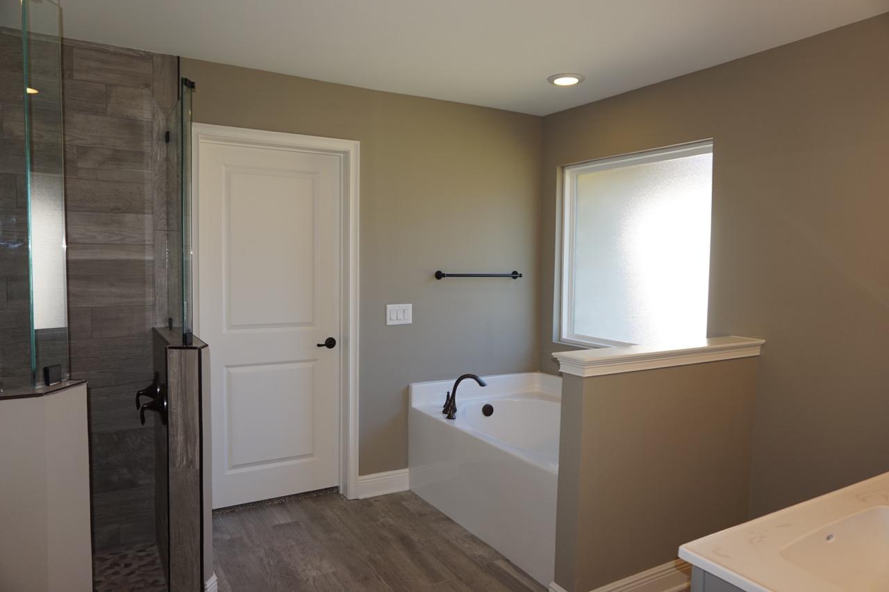 ROBLEDAL ESTATES UNIT 5 - Residential