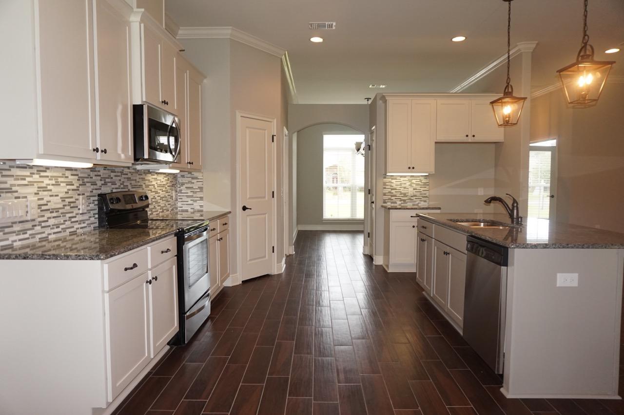 ROBLEDAL ESTATES UNIT 5 - Residential