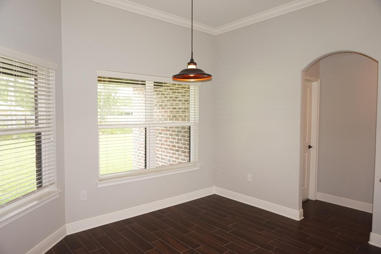 ROBLEDAL ESTATES UNIT 5 - Residential