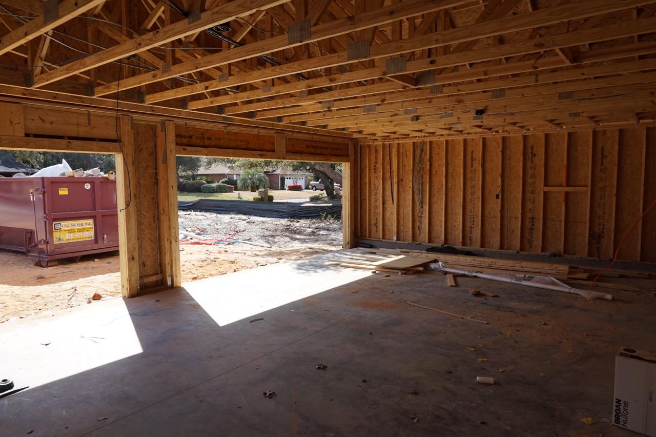 ROBLEDAL ESTATES UNIT 5 - Residential