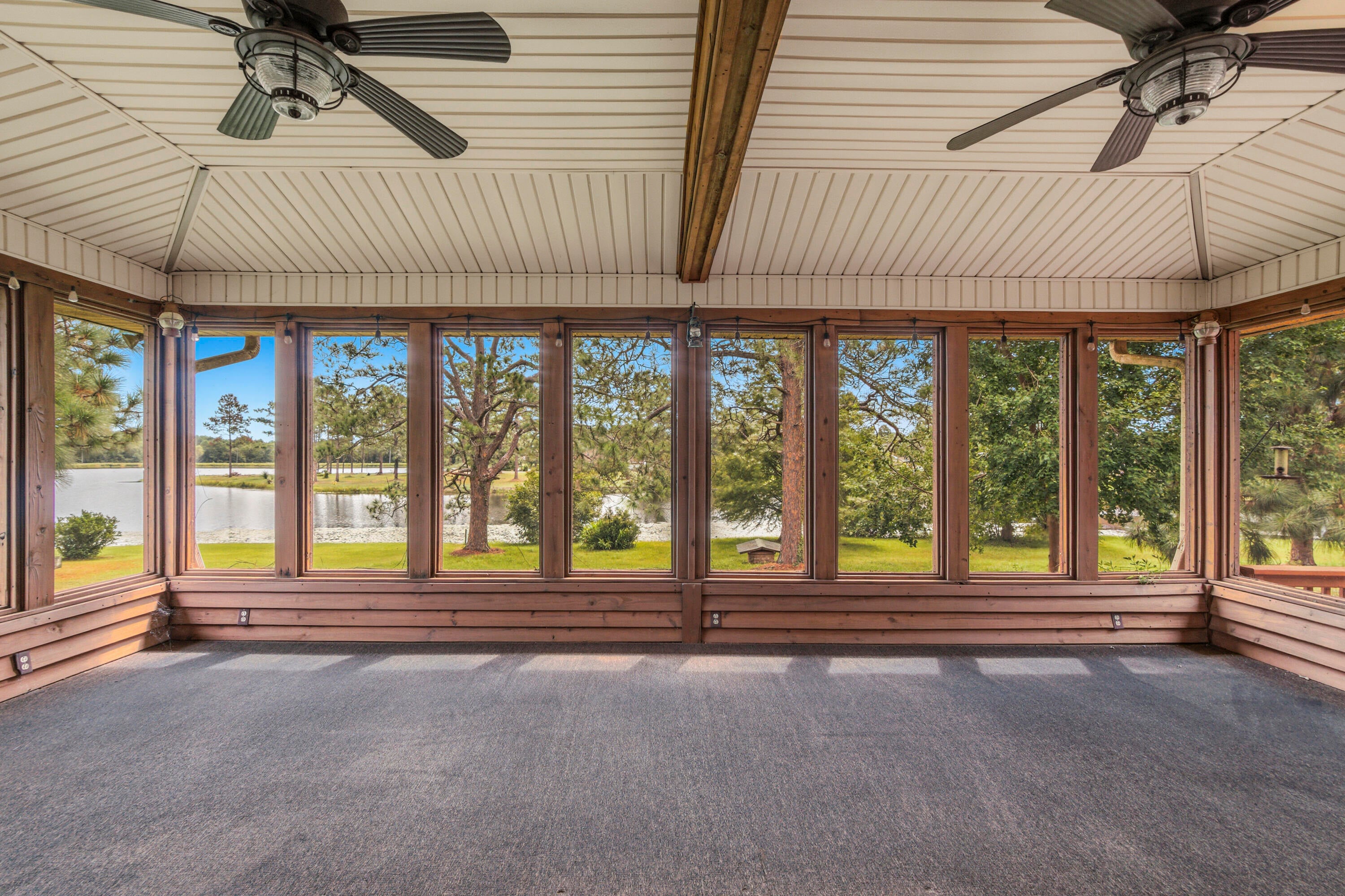 991 Pinewood Drive