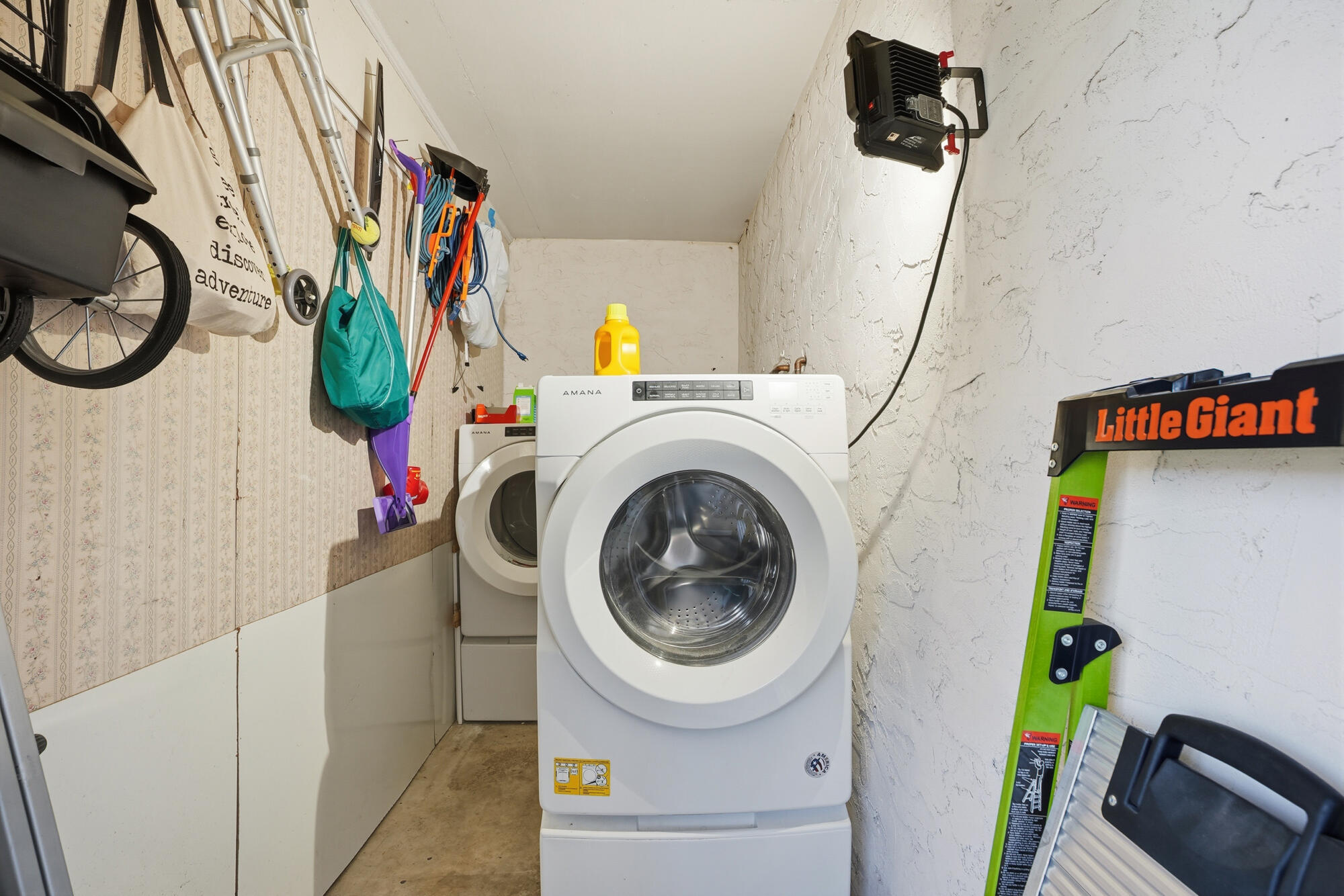 SPANISH VILLAS CONDO - Residential