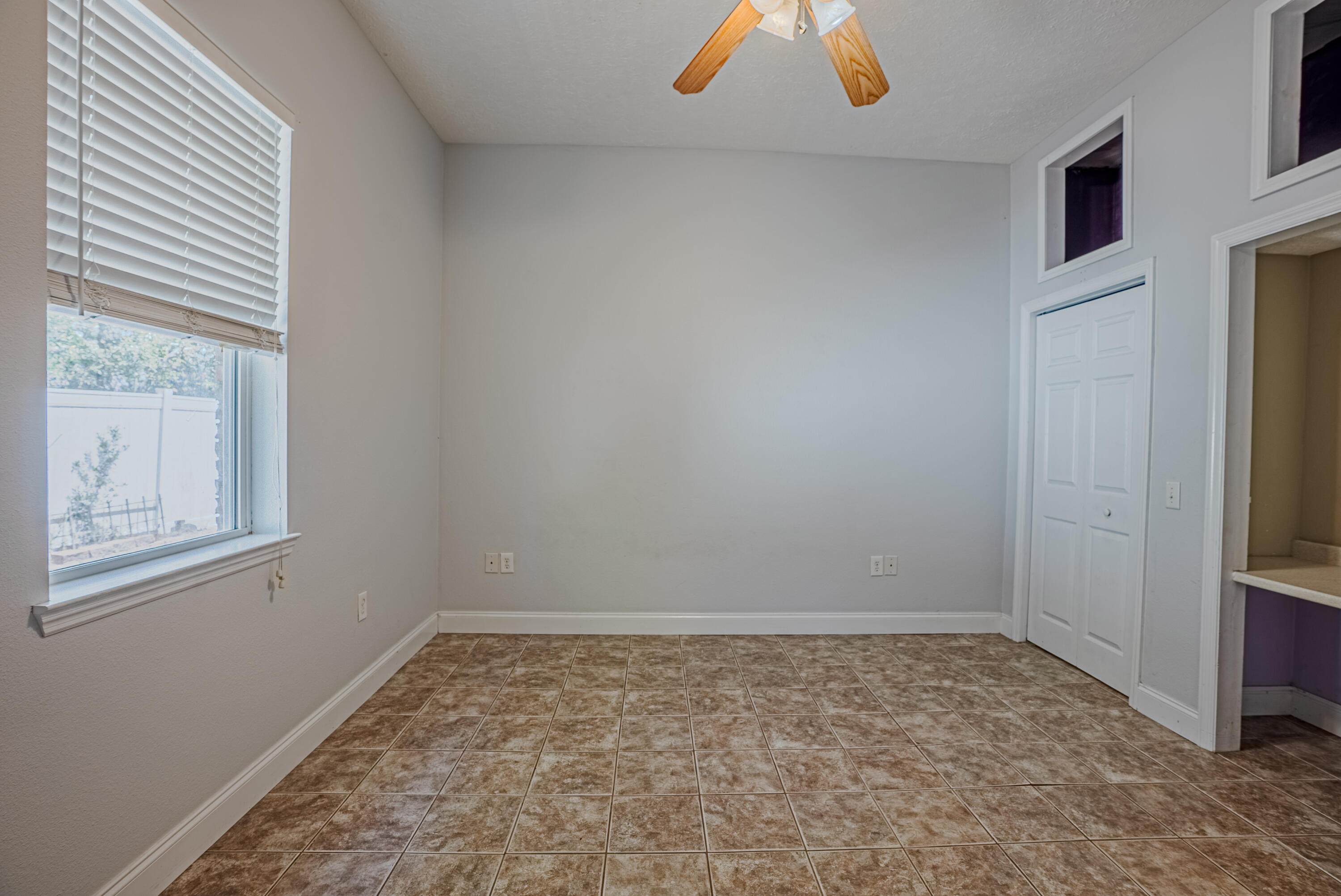 Kirkland Manor - Residential