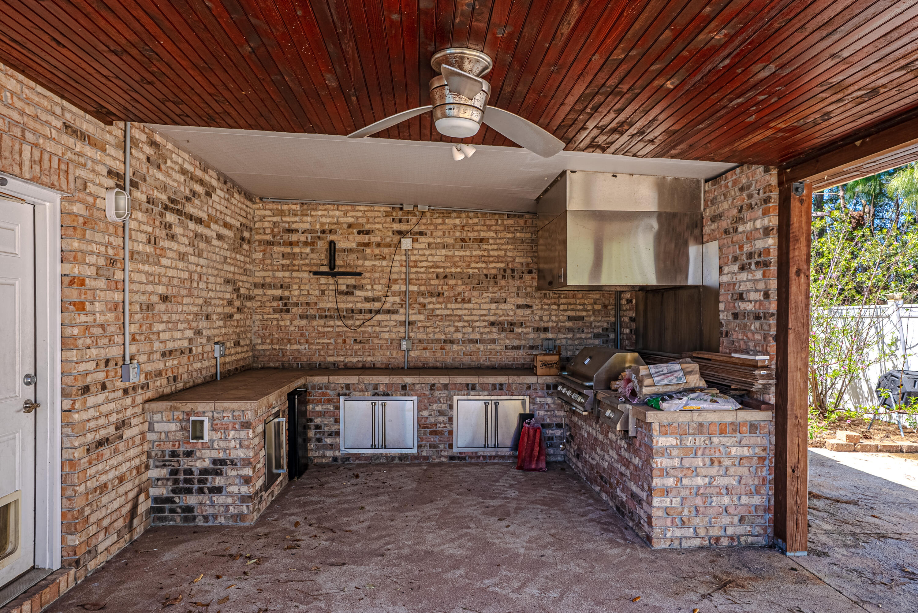 Kirkland Manor - Residential