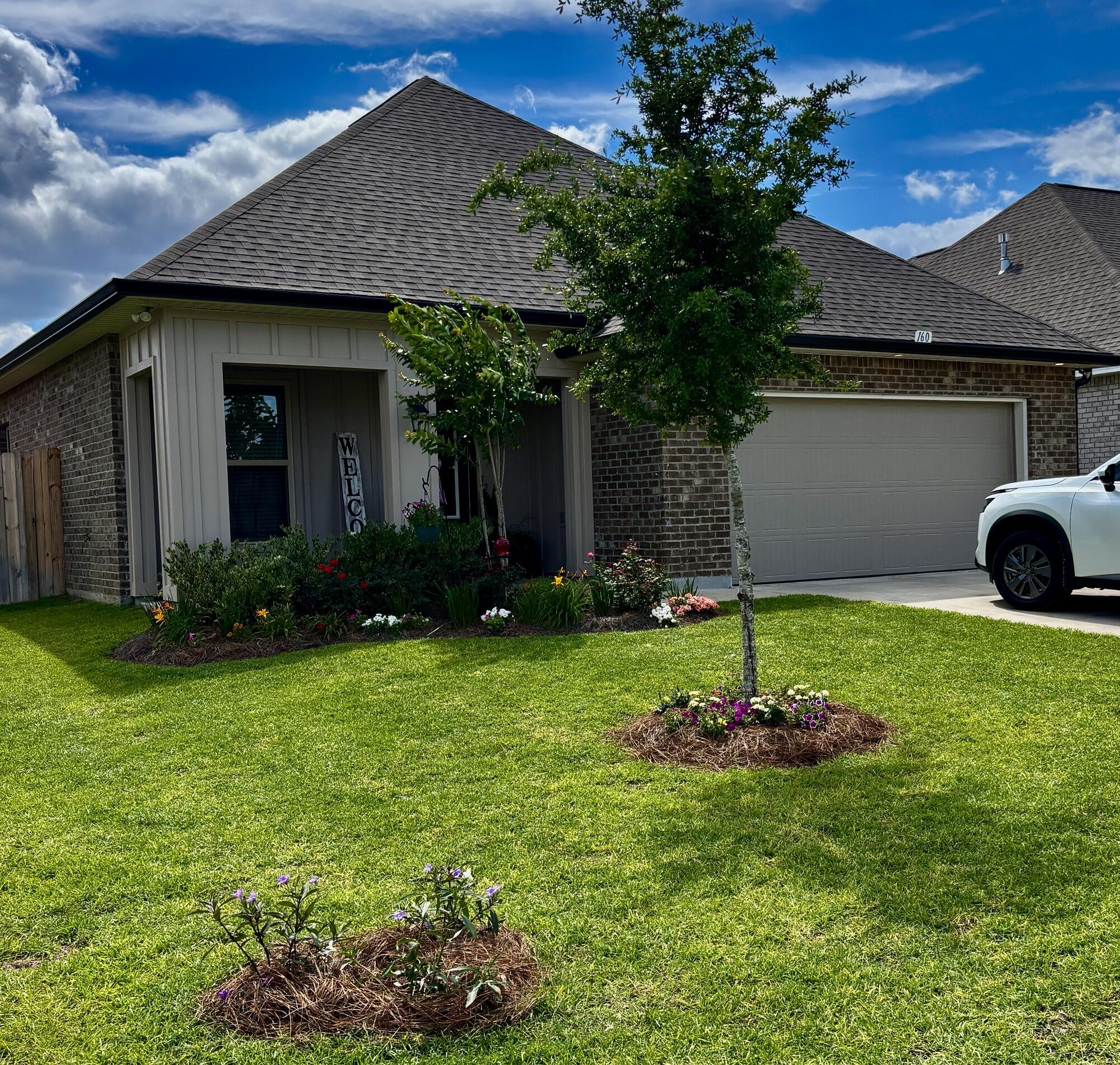 THE BLUFFS AT LAFAYETTE - Residential