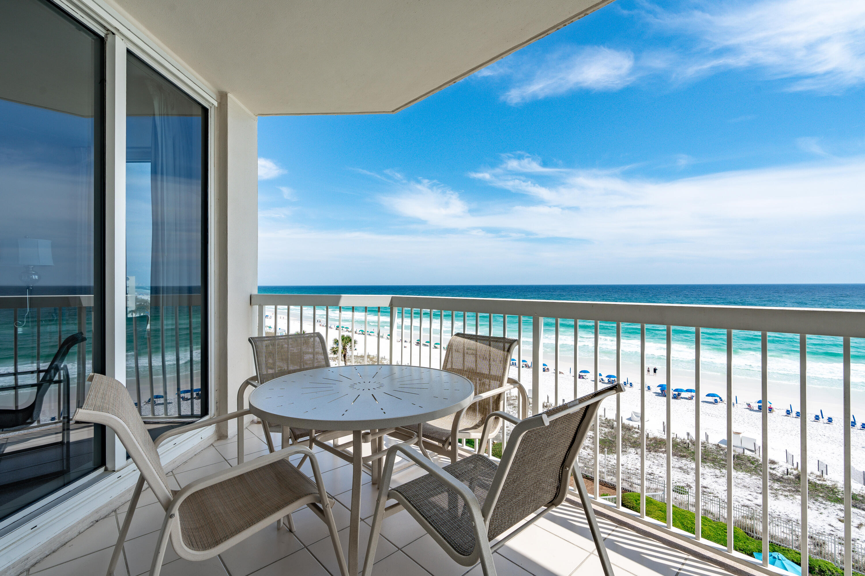 SILVER BEACH TOWERS EAST - Residential