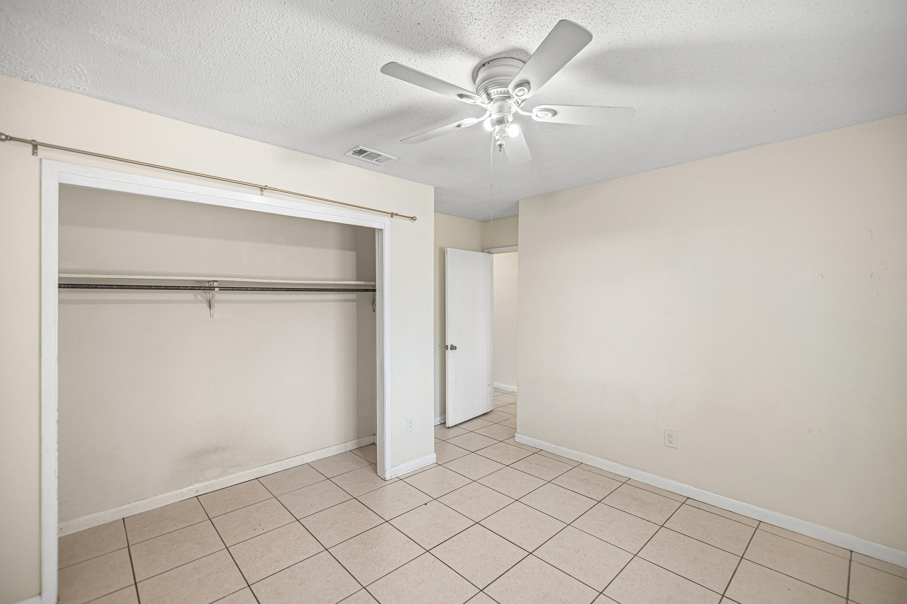 BLUEWATER BAY VILLAGE 1A - Residential