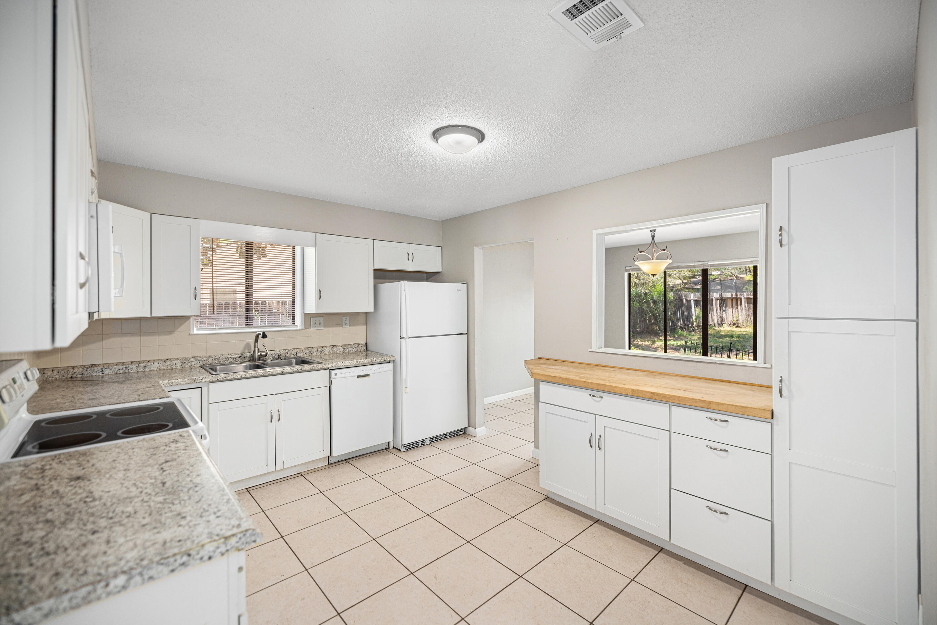 BLUEWATER BAY VILLAGE 1A - Residential